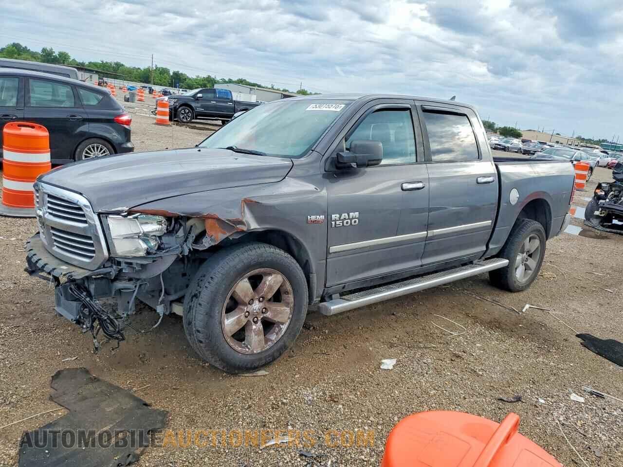 1C6RR6LT4FS565278 RAM 1500 2015