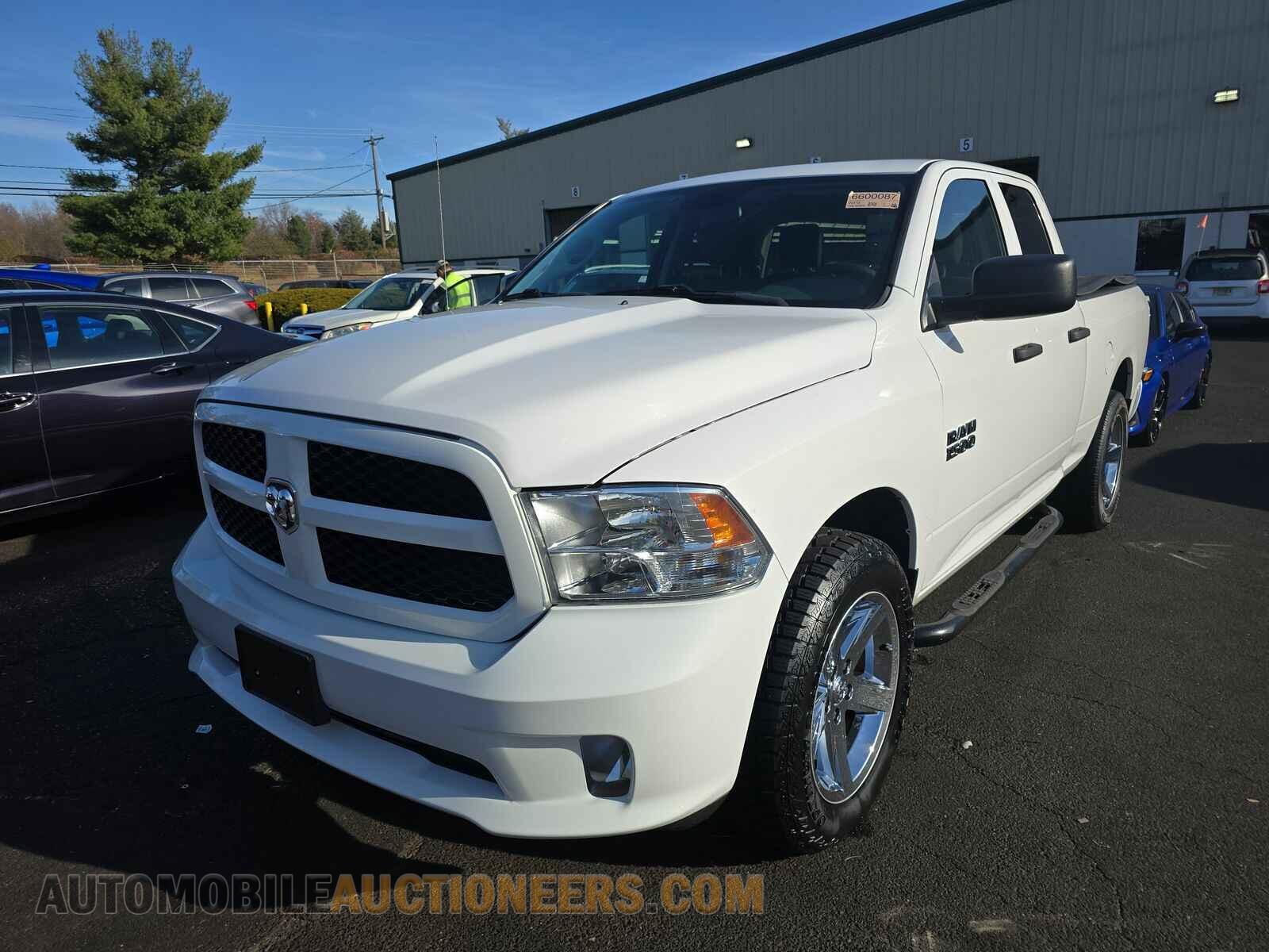 1C6RR7FG4JS206574 Ram 1500 Ex 2018