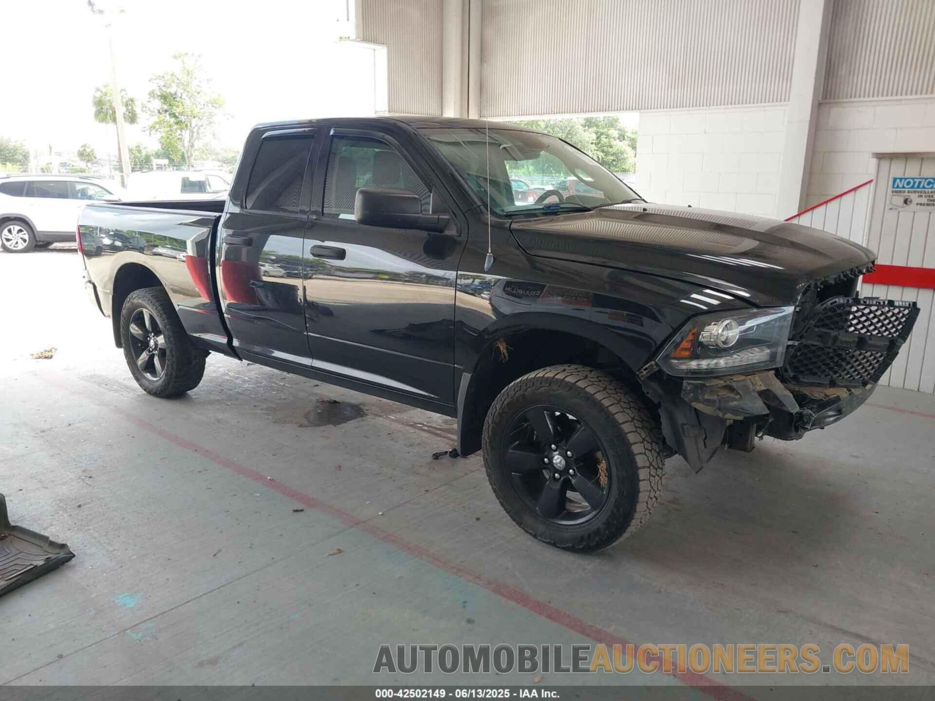 1C6RR7FT9DS719952 RAM 1500 2013