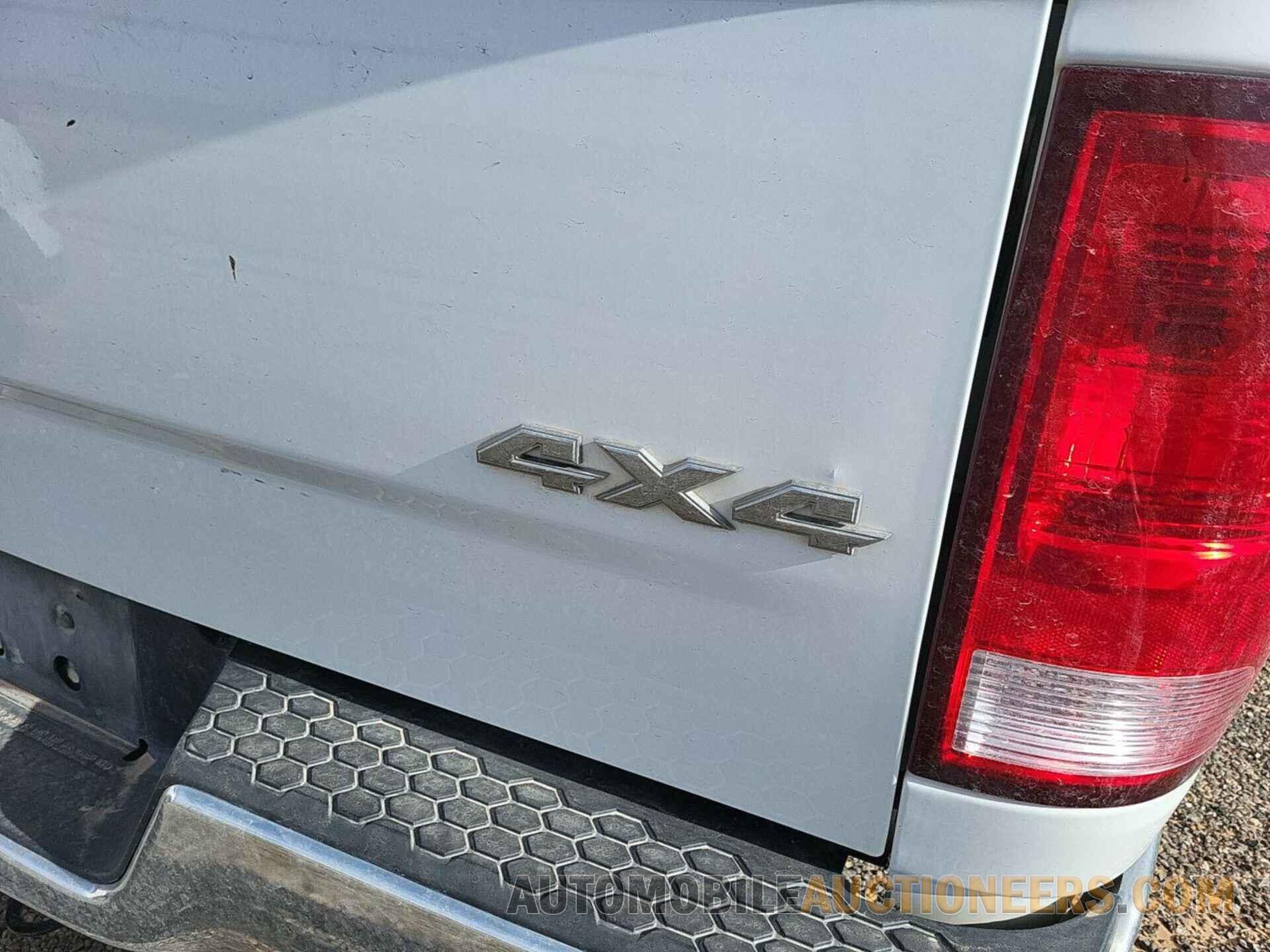 1C6RR7KT2KS501449 RAM 1500 CLASSIC 2019