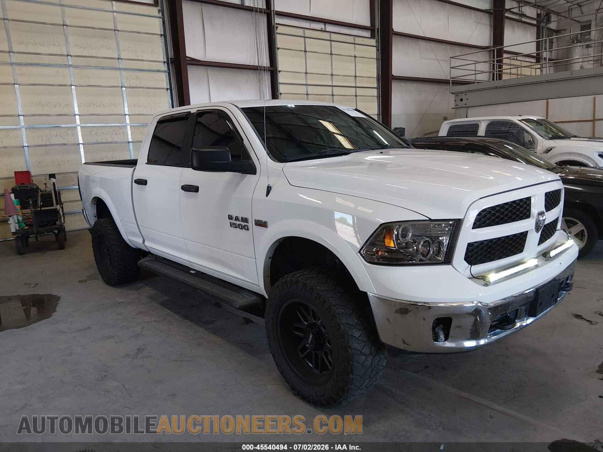 1C6RR7TT7FS704471 RAM 1500 2015
