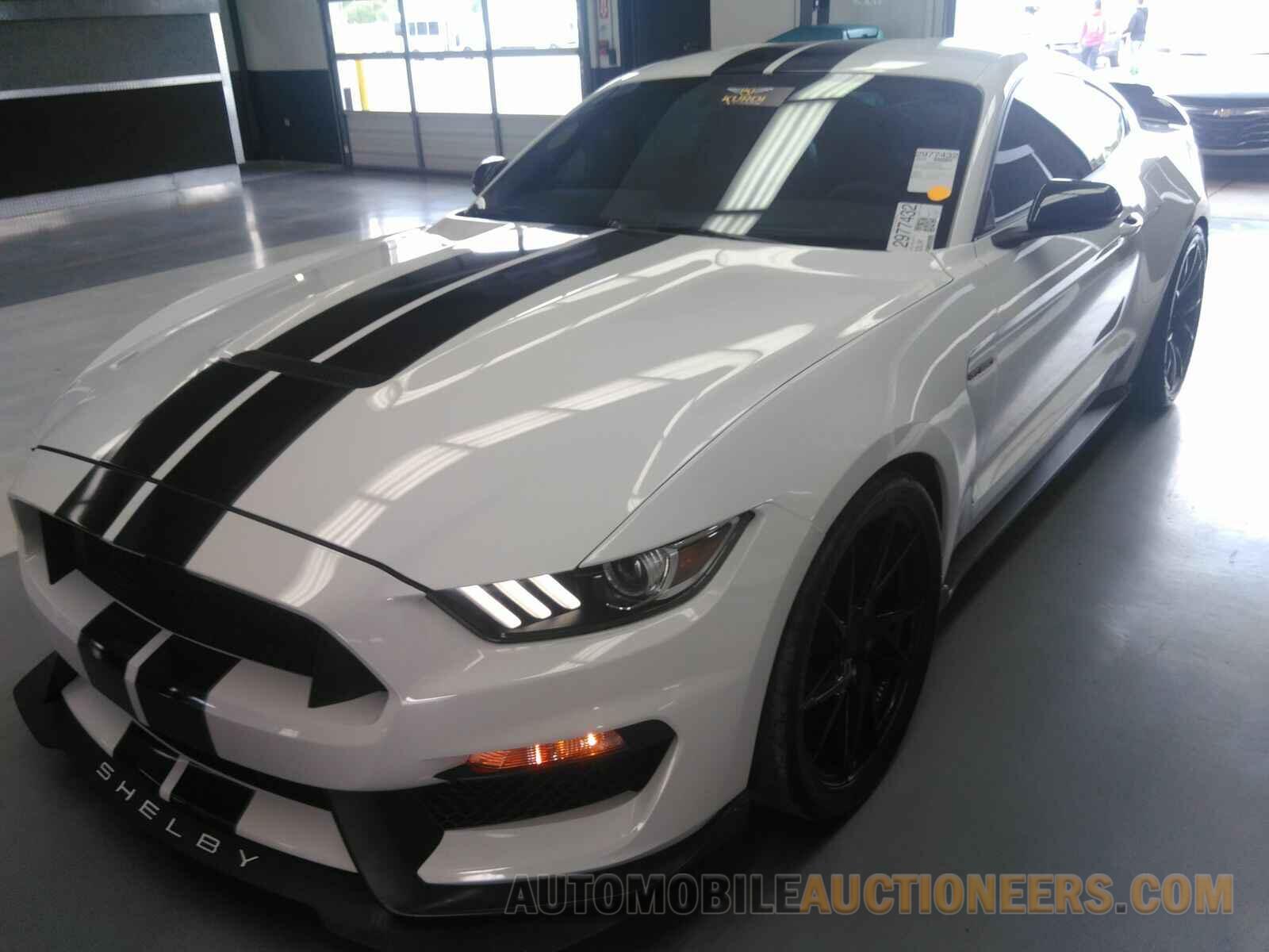 1FA6P8JZ5K5550713 Ford Mustang 2019