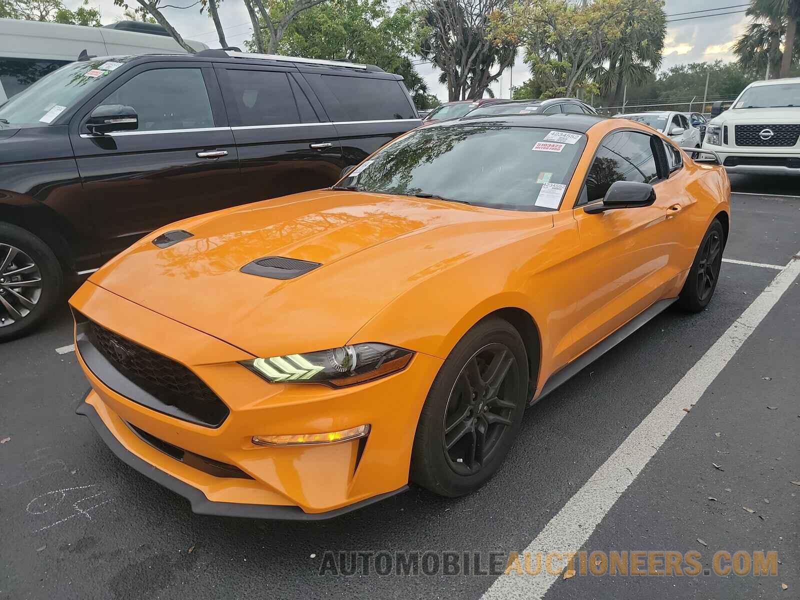 1FA6P8TH5J5158947 Ford Mustang 2018