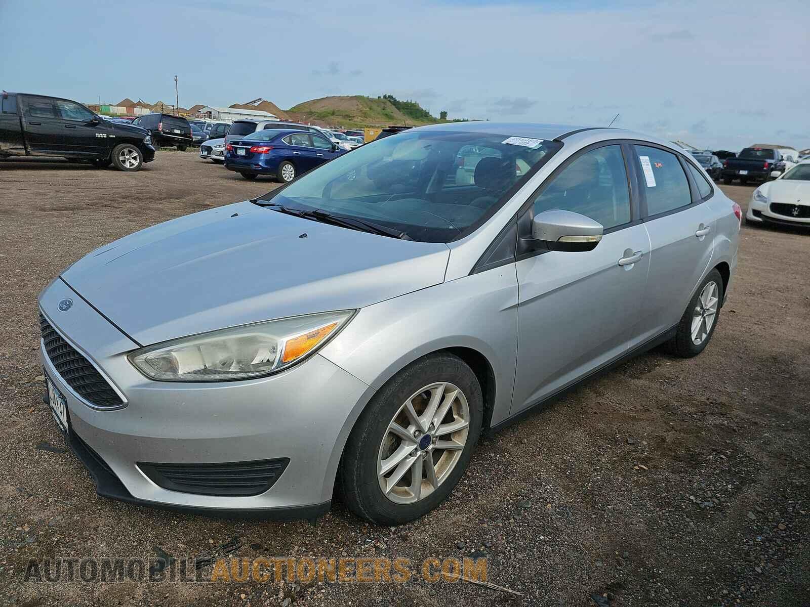 1FADP3F24GL352908 Ford Focus SE 2016