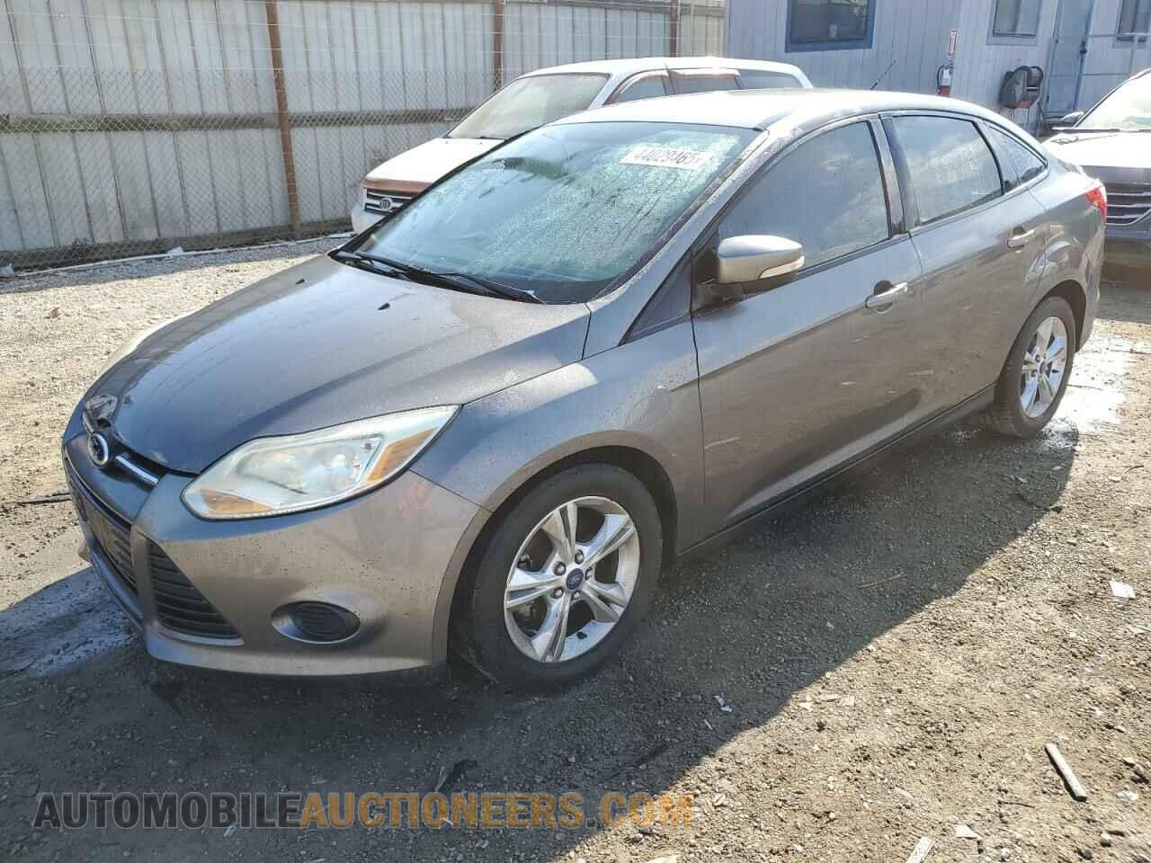 1FADP3F28DL296449 FORD FOCUS 2013