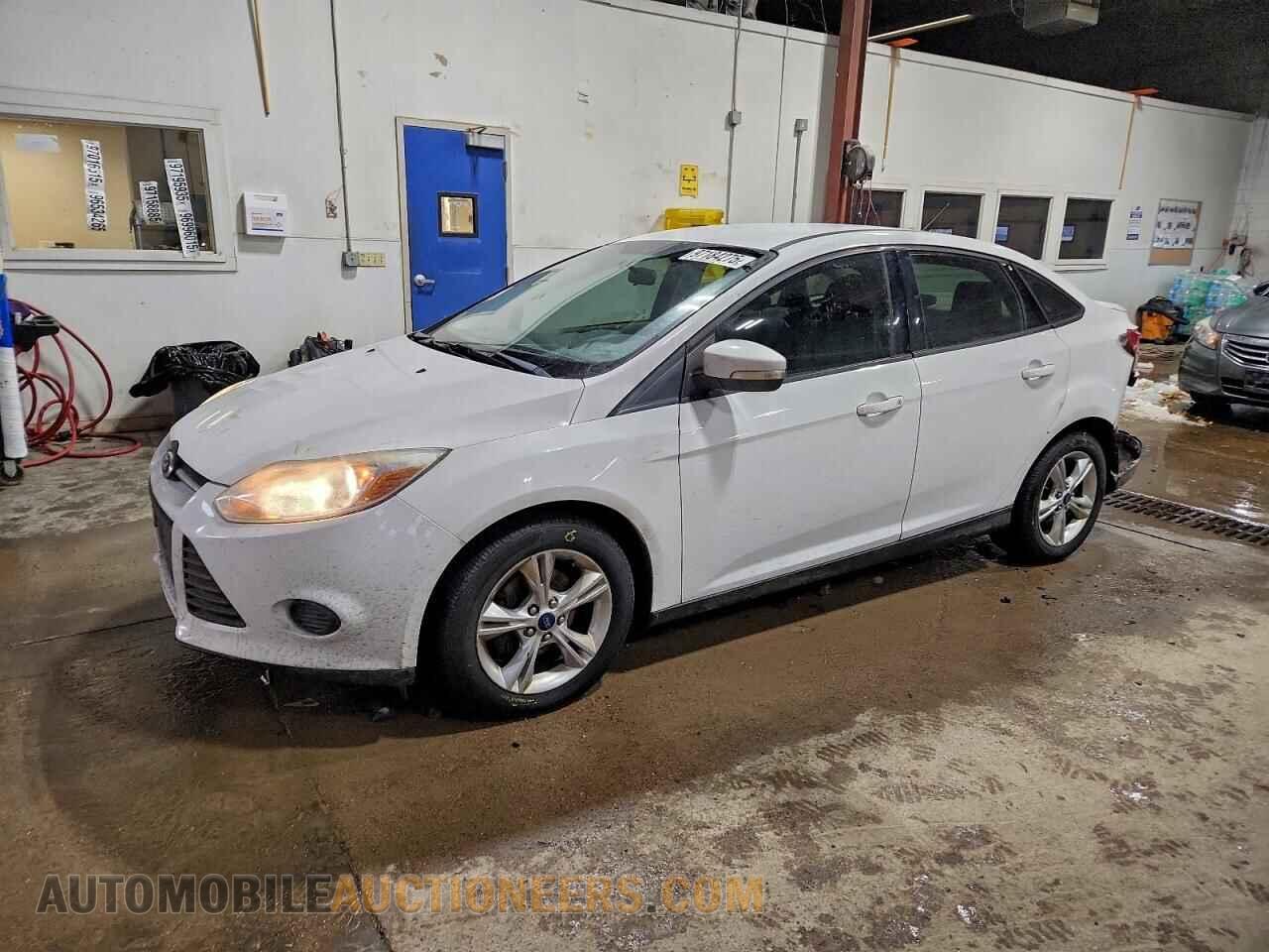 1FADP3F2XDL321643 FORD FOCUS 2013