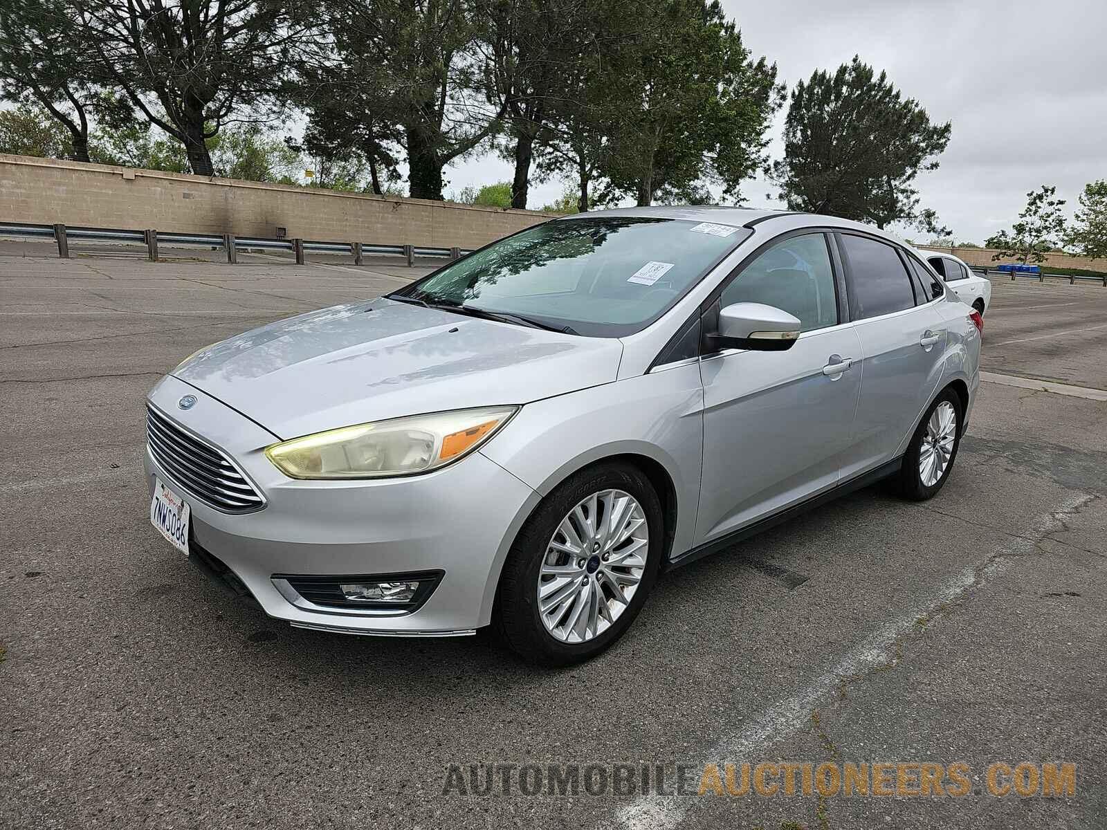 1FADP3J27FL232087 Ford Focus 2015
