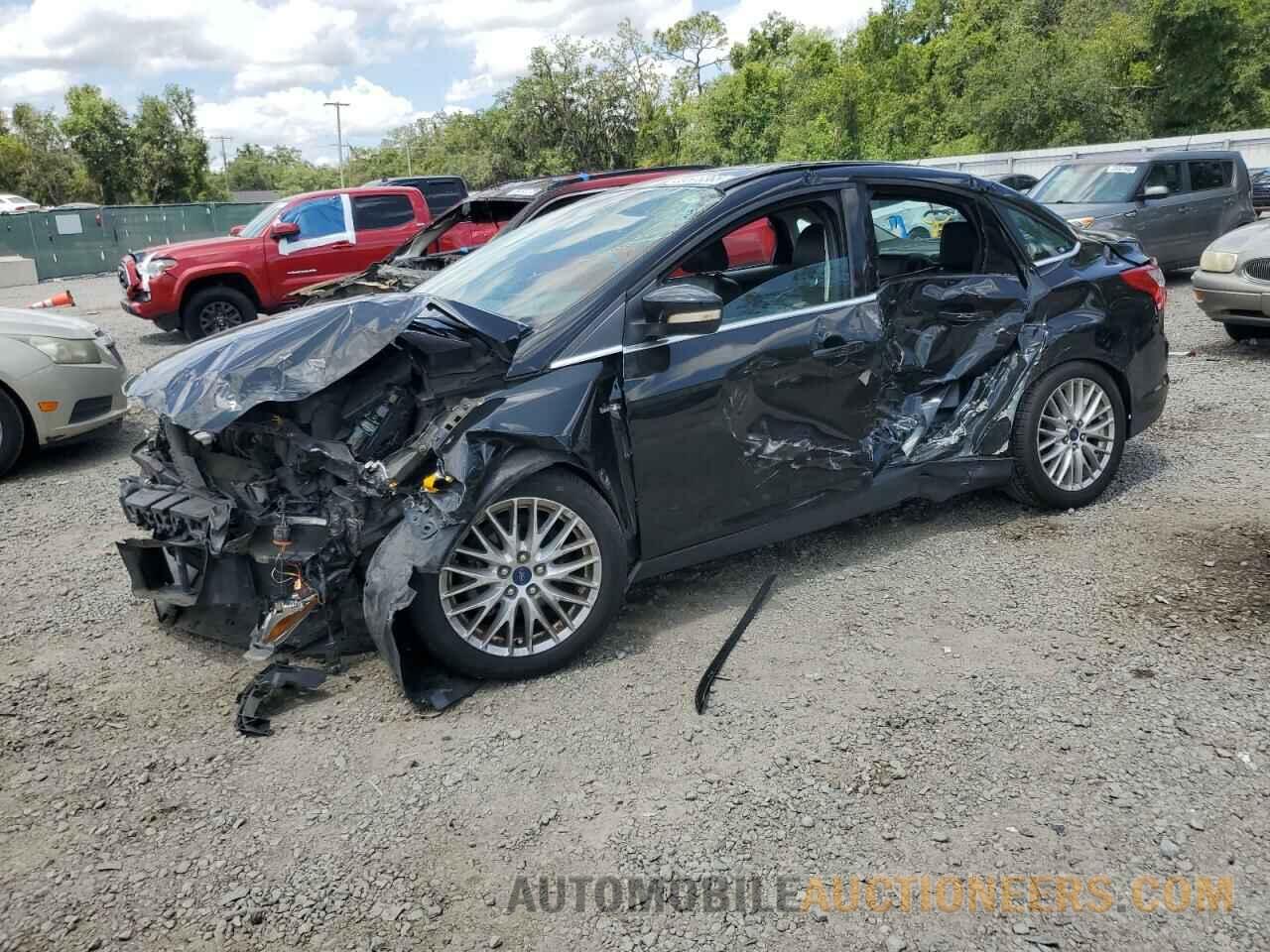 1FADP3J29EL240450 FORD FOCUS 2014