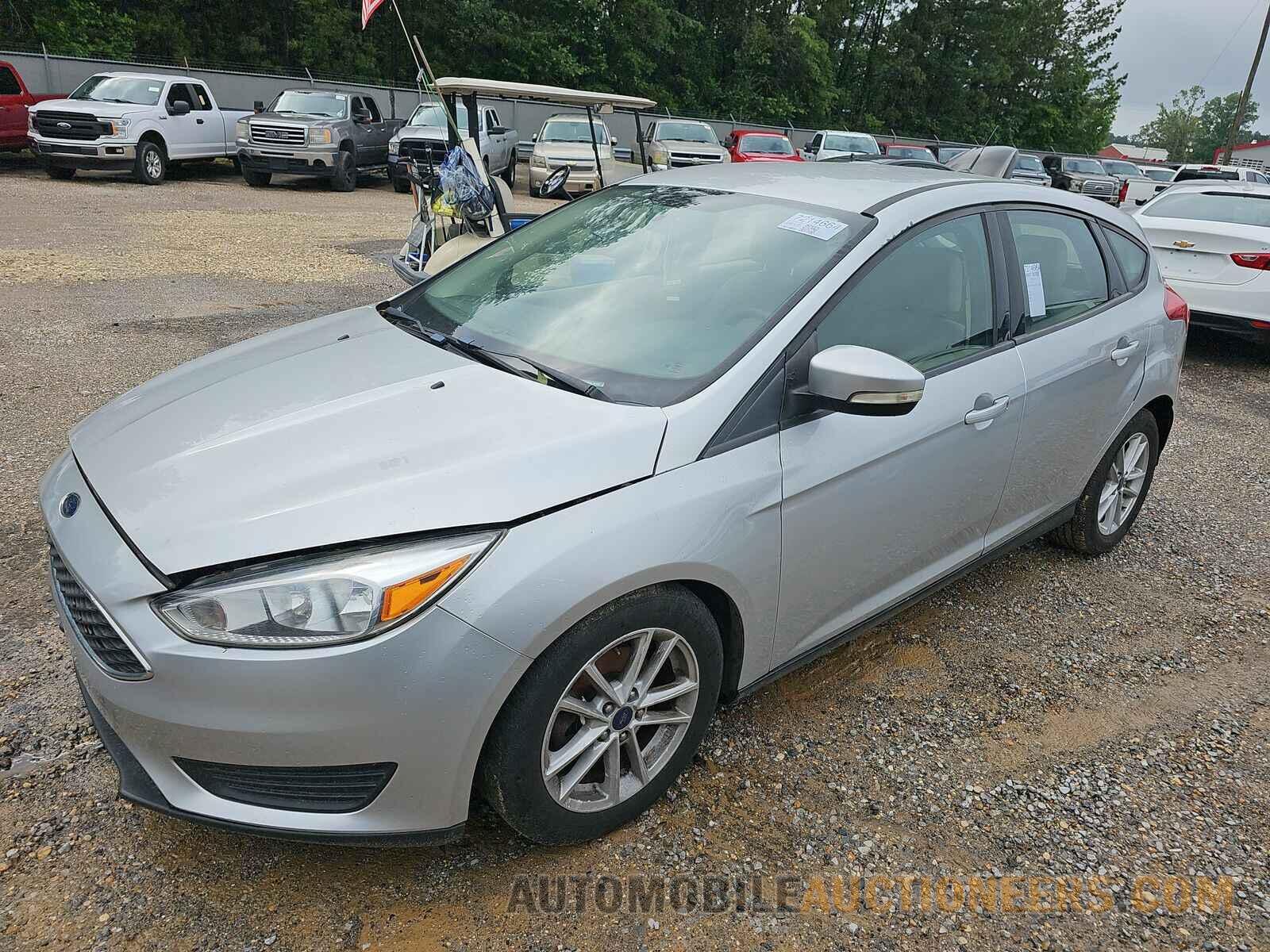 1FADP3K23HL267839 Ford Focus SE 2017