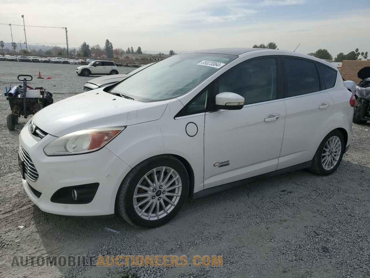 1FADP5CU6DL545252 FORD CMAX 2013