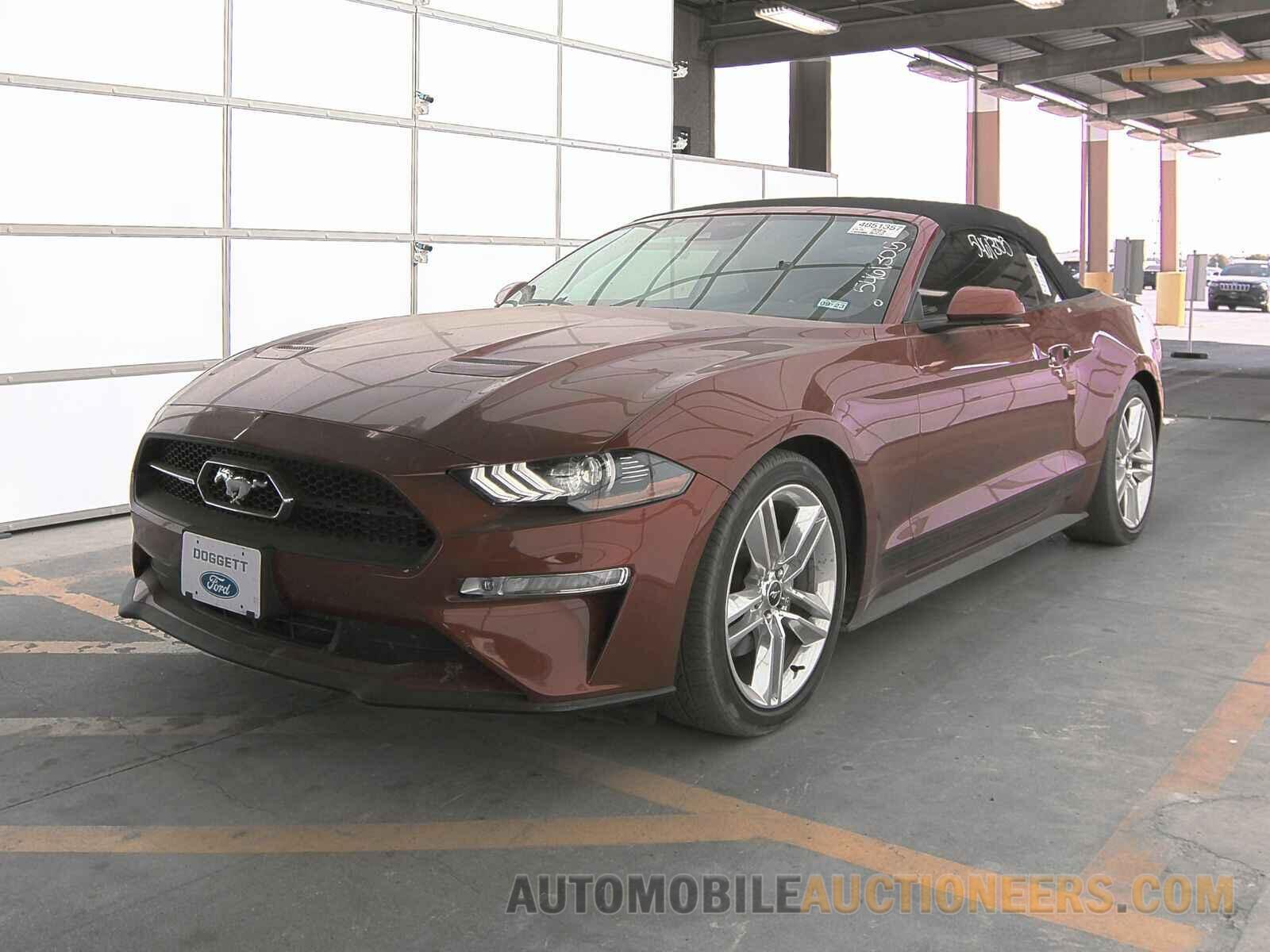 1FATP8UH7M5135773 Ford Mustang 2021