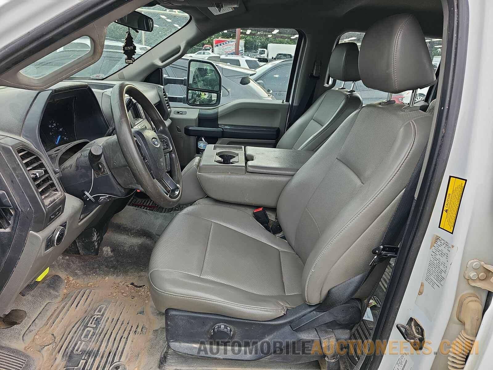 1FD0W5HT7NEE26526 Ford Super Duty F-550 2022