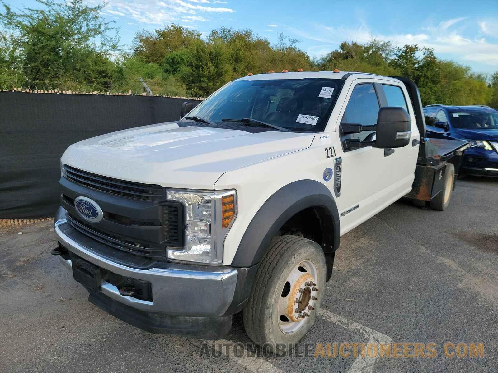 1FD0W5HTXKEE13958 Ford Super Duty F-550 2019