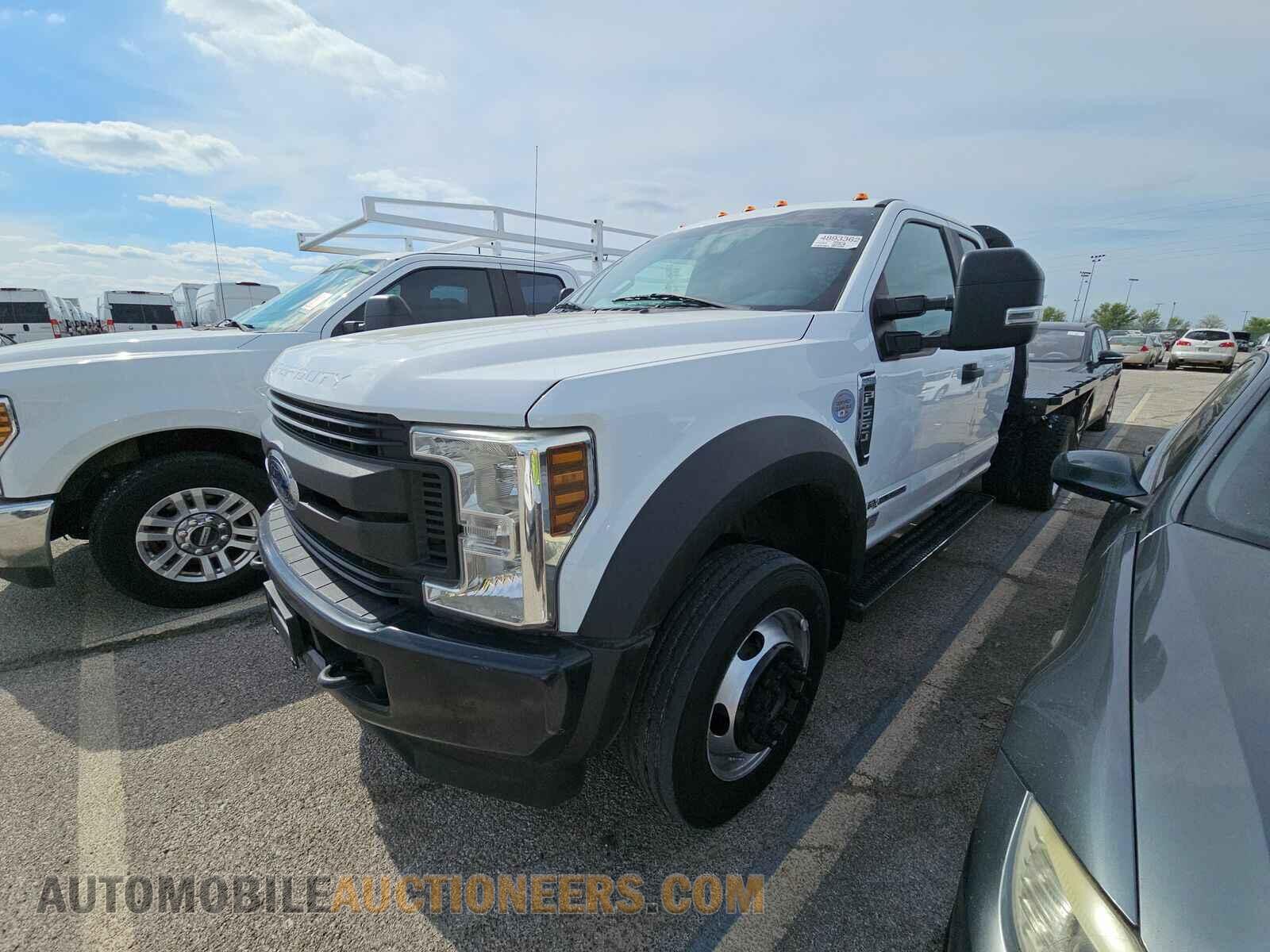 1FD0X5HT3KEC14005 Ford Super Duty F-550 2019