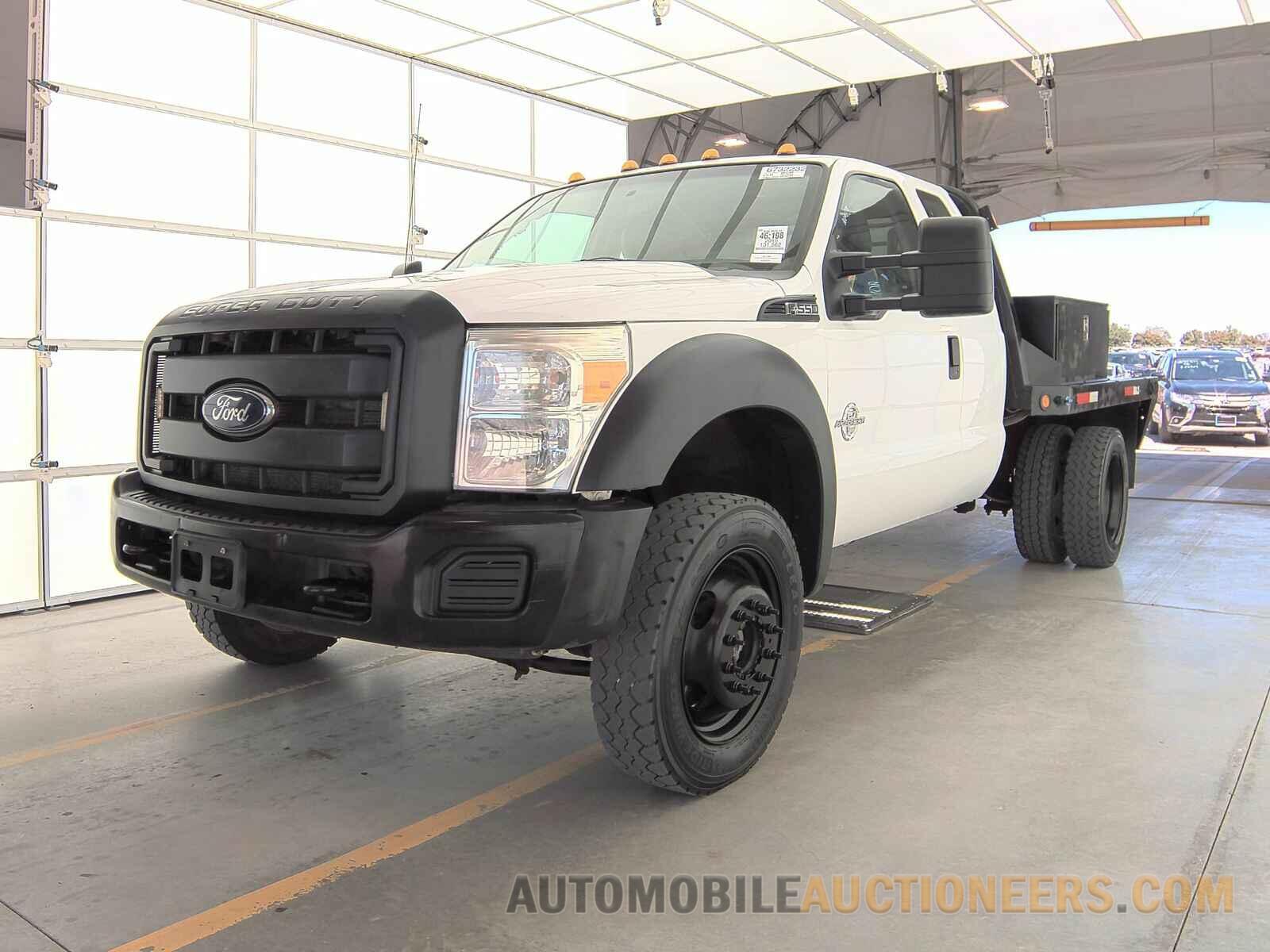 1FD0X5HT9FEC88258 Ford Super Duty F-550 2015
