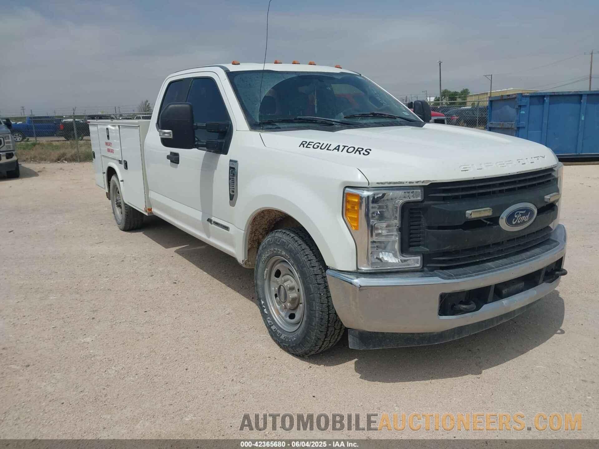 1FD7X3ET5HEE29322 FORD F-350 CHASSIS 2017