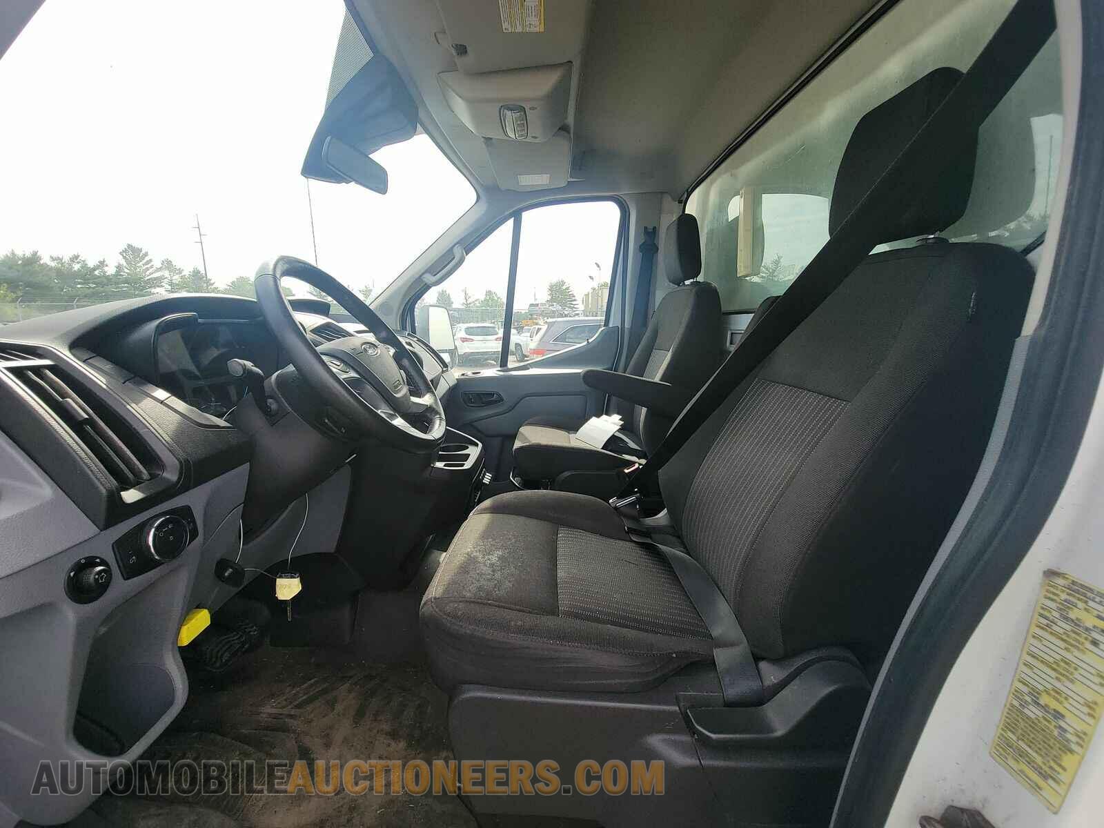 1FDBF6ZM7HKA84832 Ford Transit 350 2017