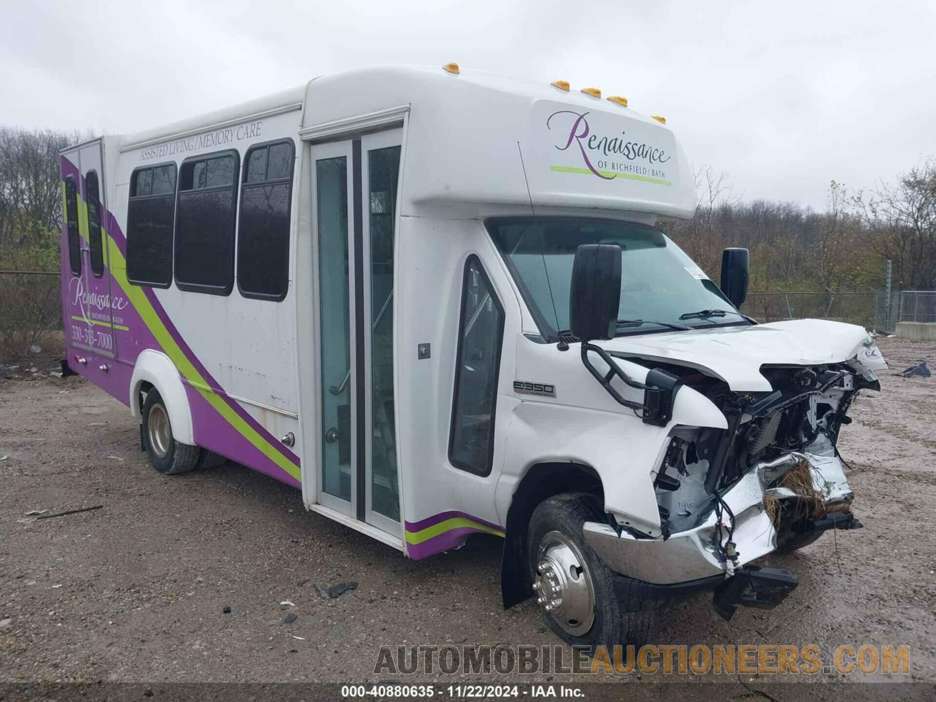 1FDEE3FS8HDC06572 FORD ELKHART COACH 2017