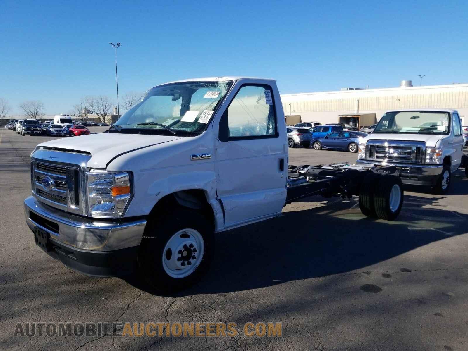 1FDFE4FN8MDC02035 Ford E-Series Cutaway 2021