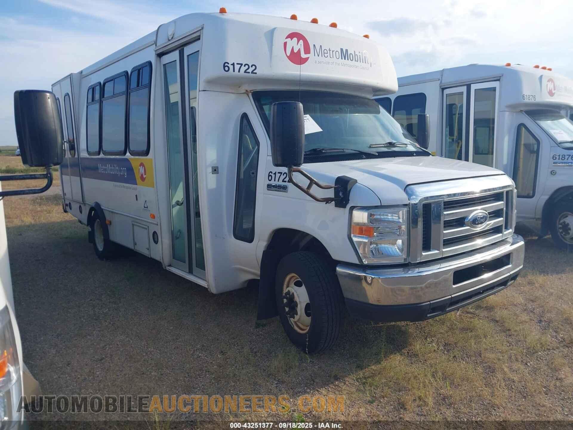 1FDFE4FS2KDC31002 FORD E-450 CUTAWAY 2019