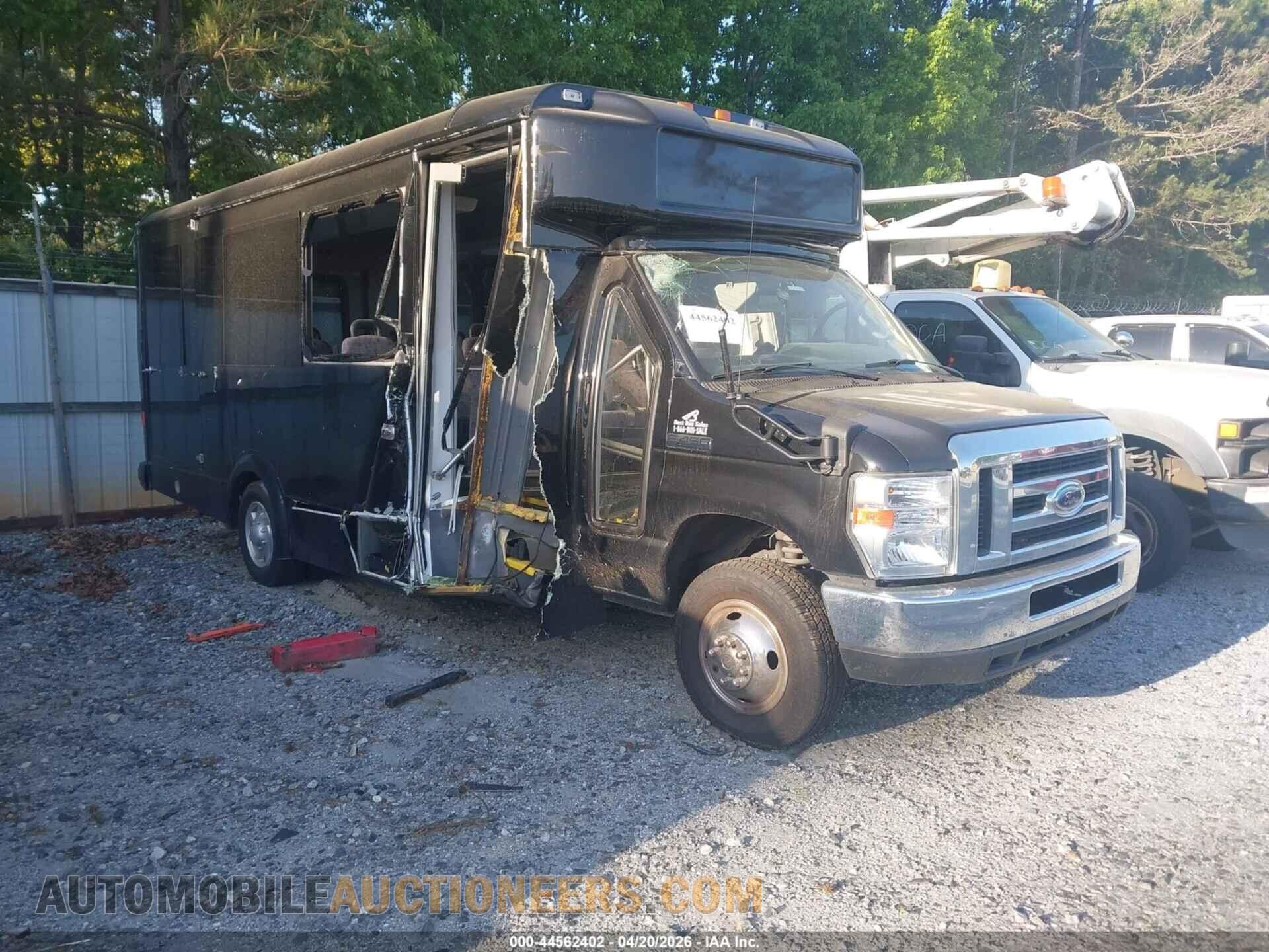 1FDFE4FS3CDB21898 FORD E-450 CUTAWAY 2012