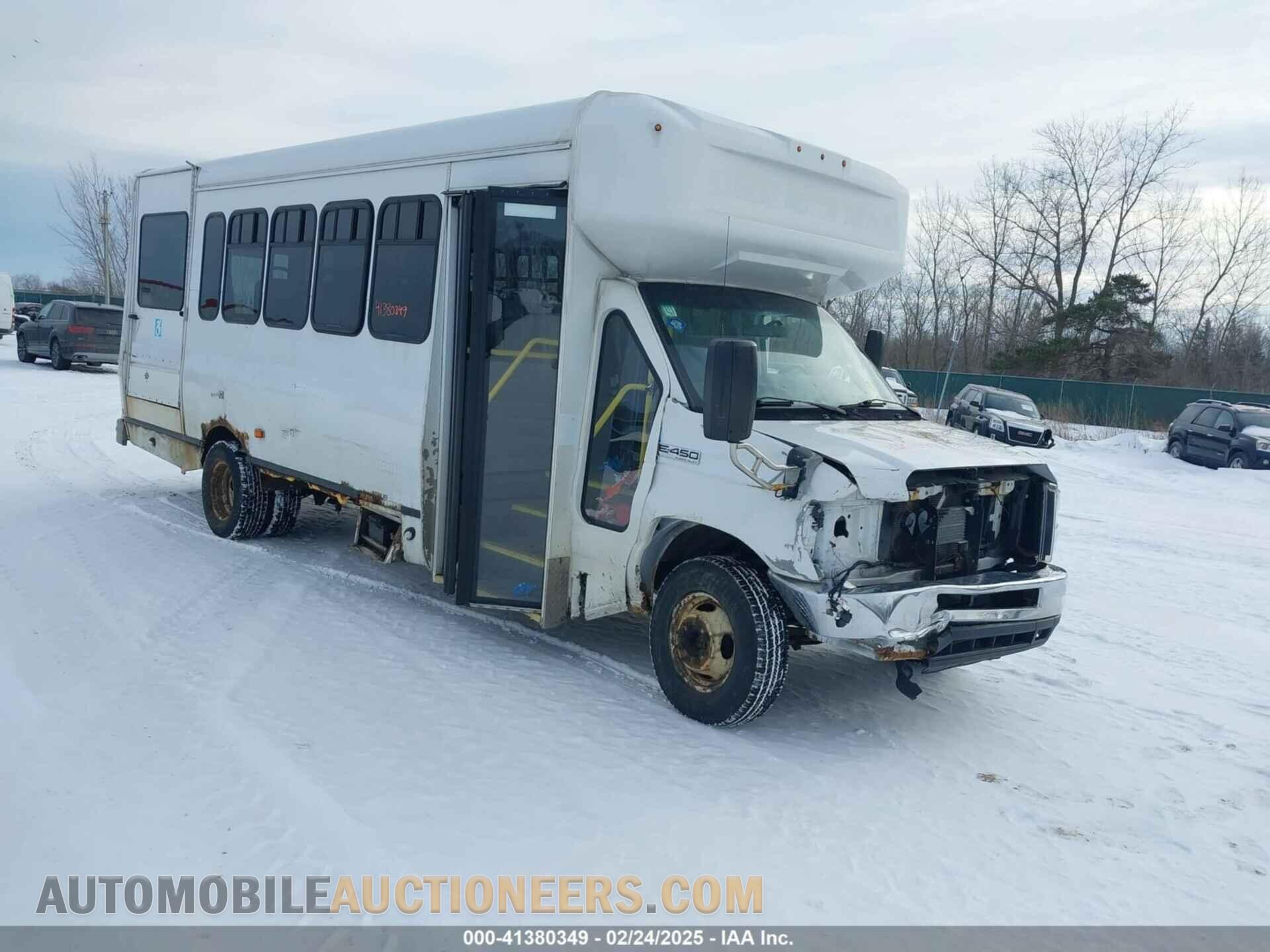 1FDFE4FS3HDC14413 FORD E-450 CUTAWAY 2017