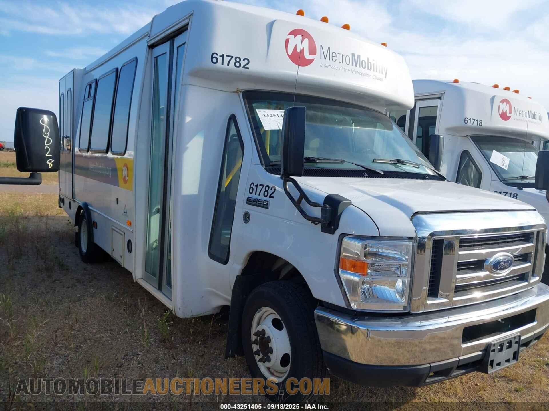1FDFE4FS3KDC56166 FORD E-450 CUTAWAY 2019