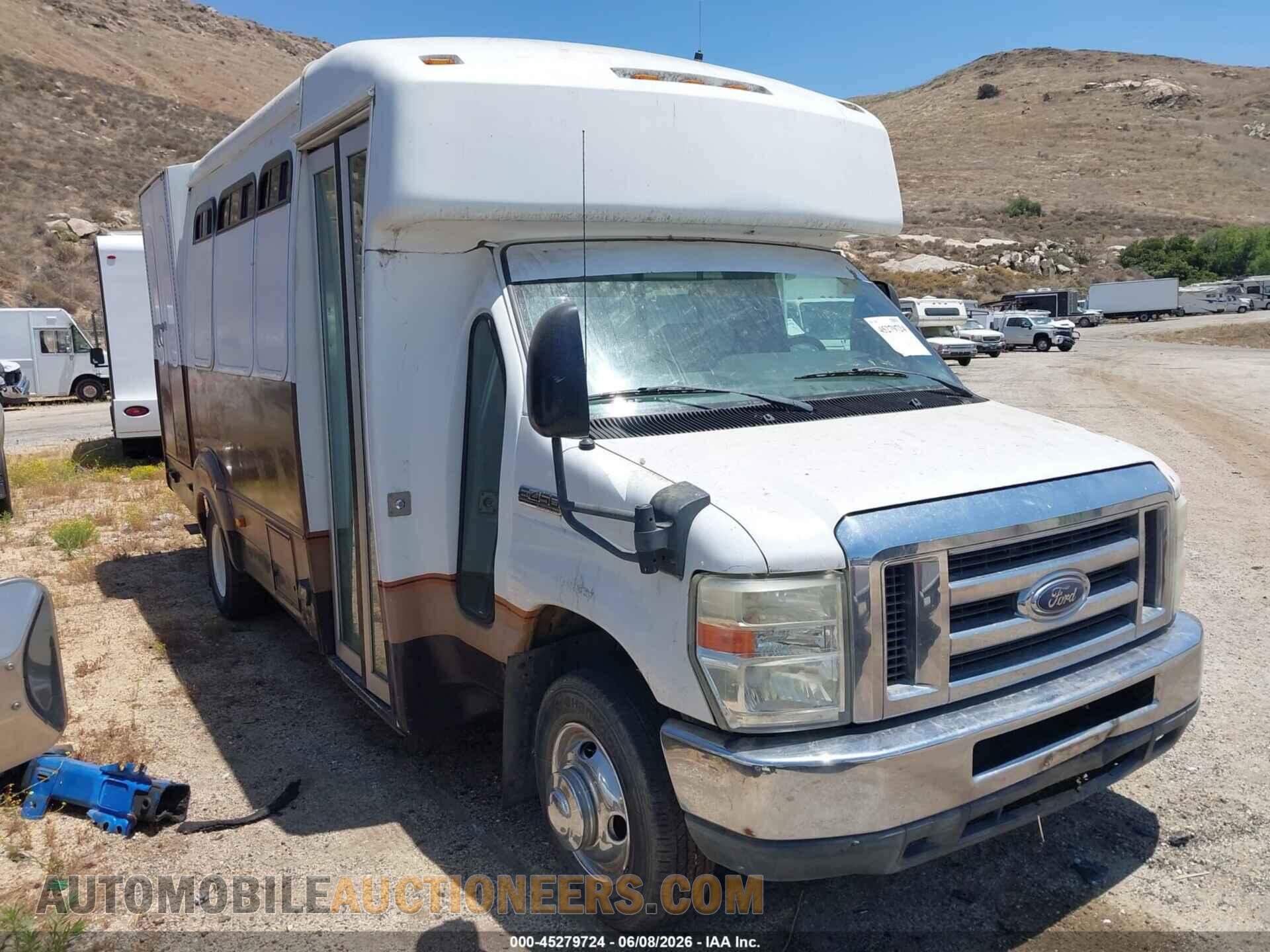 1FDFE4FS4BDB04736 FORD E-450 CUTAWAY 2011