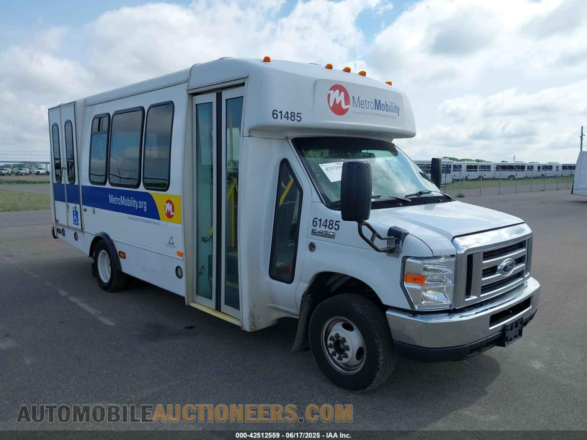 1FDFE4FS5KDC59666 FORD E-450 CUTAWAY 2019