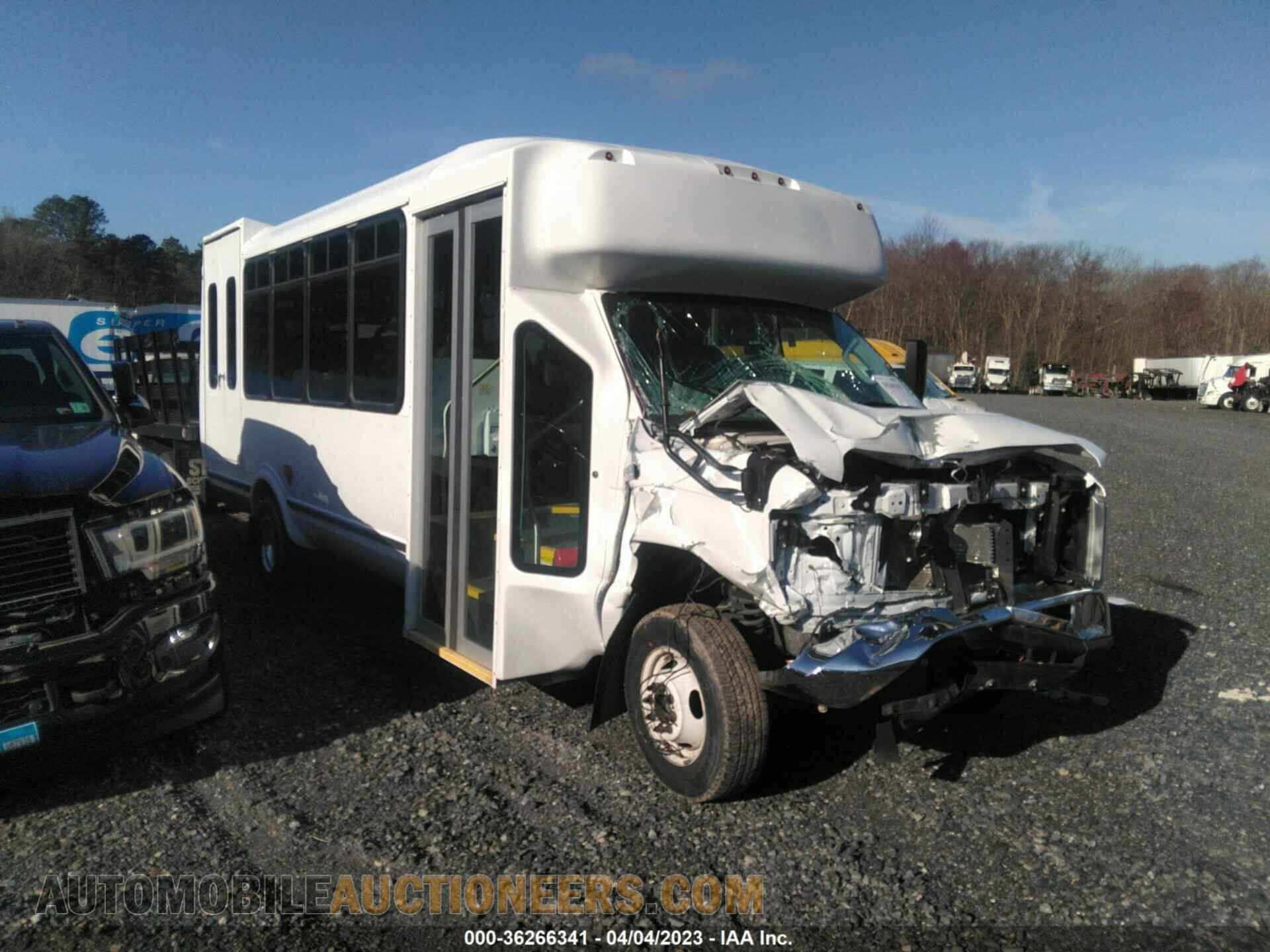 1FDFE4FS7KDC60592 FORD E-SERIES CUTAWAY 2019
