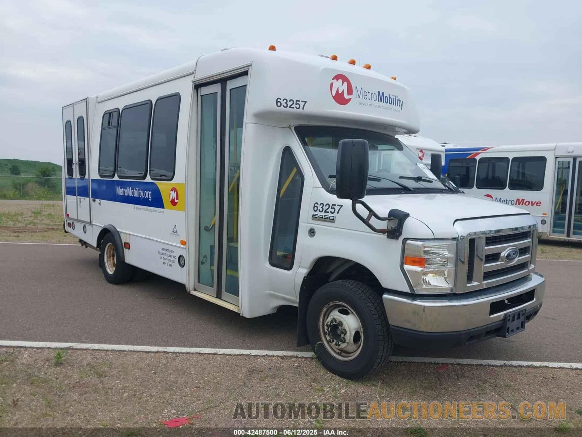 1FDFE4FS7KDC60625 FORD E-450 CUTAWAY 2019