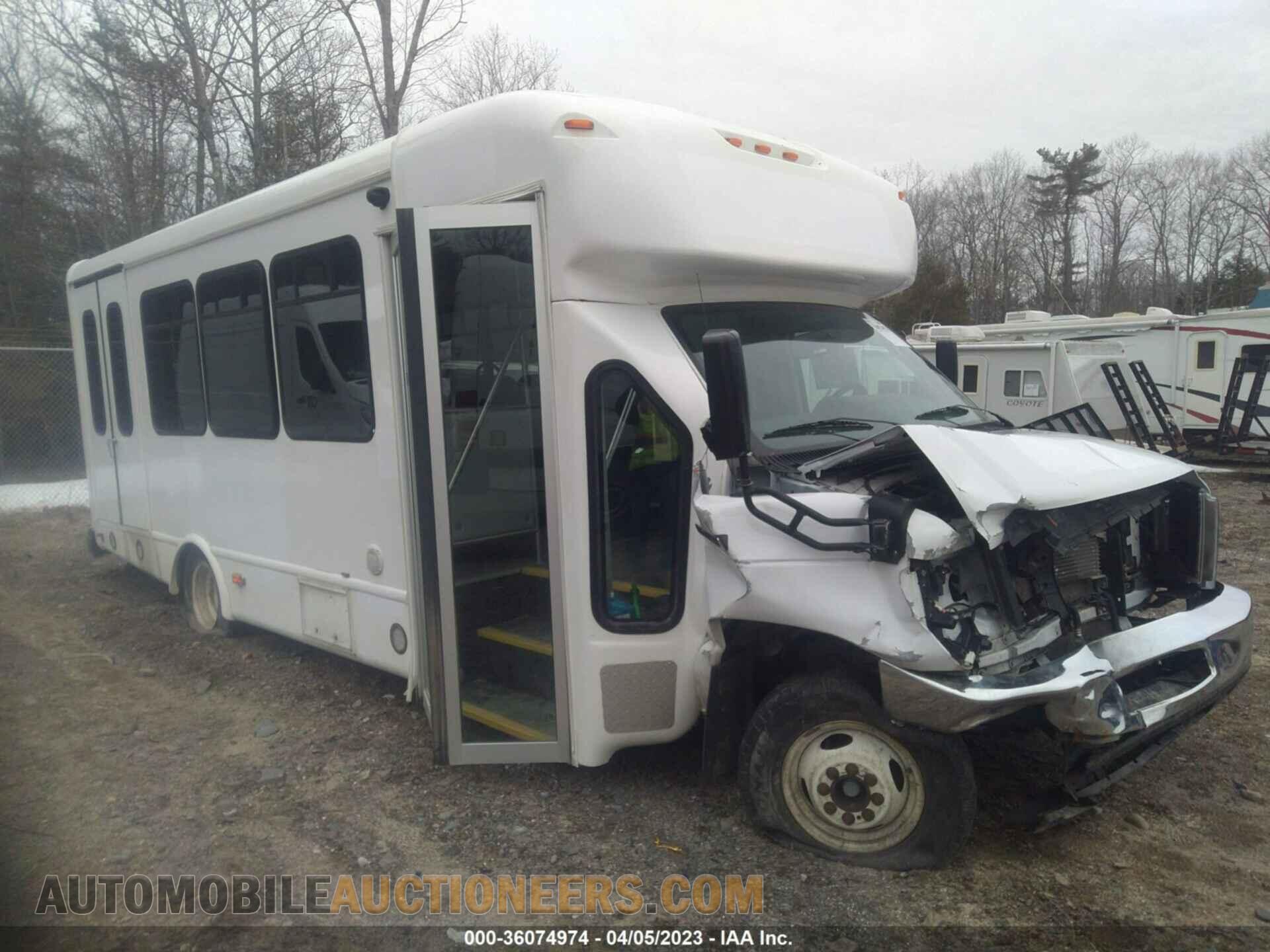 1FDFE4FS7KDC66263 FORD E-SERIES CUTAWAY 2019