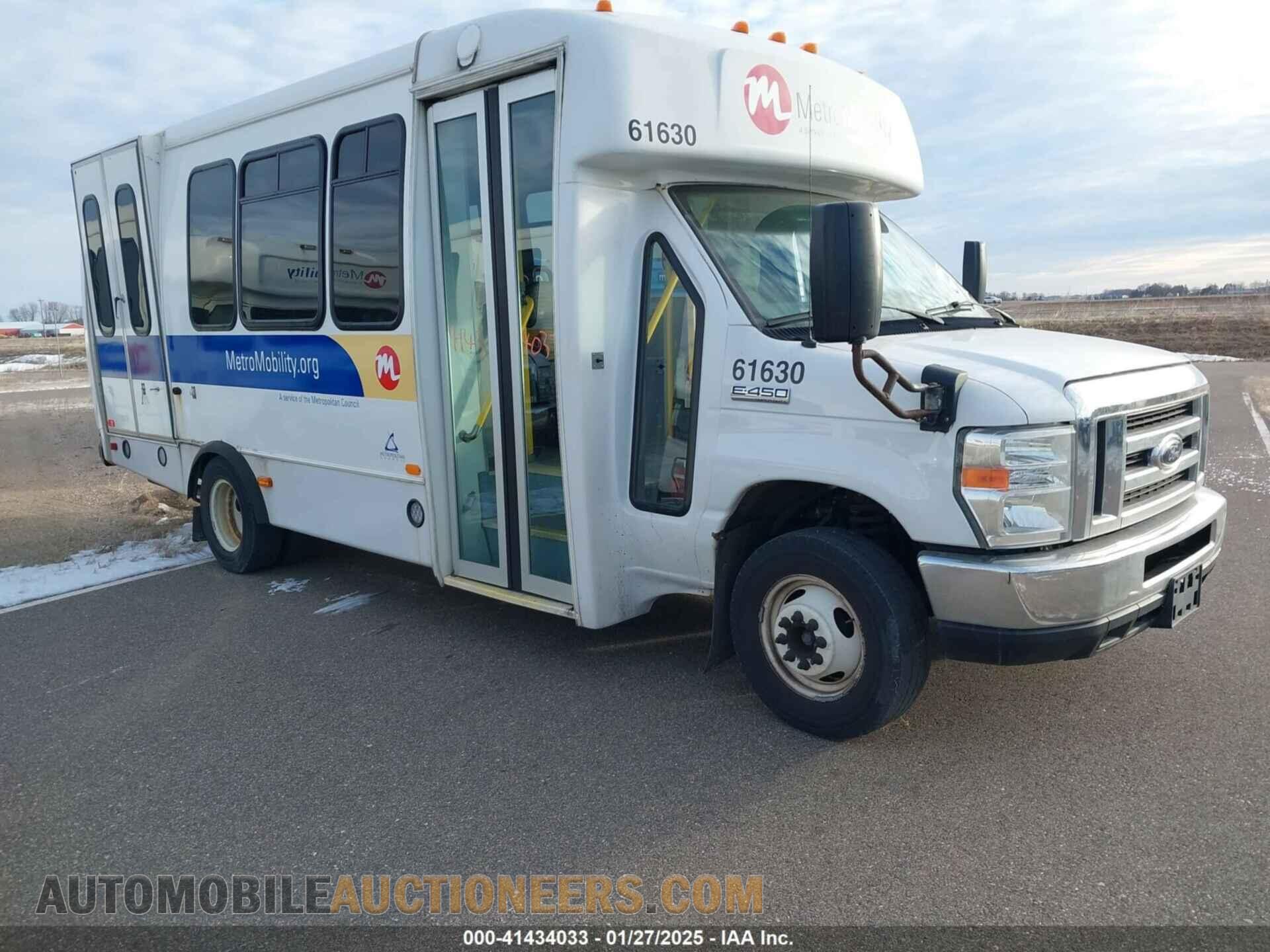 1FDFE4FS8HDC36780 FORD E-450 CUTAWAY 2017