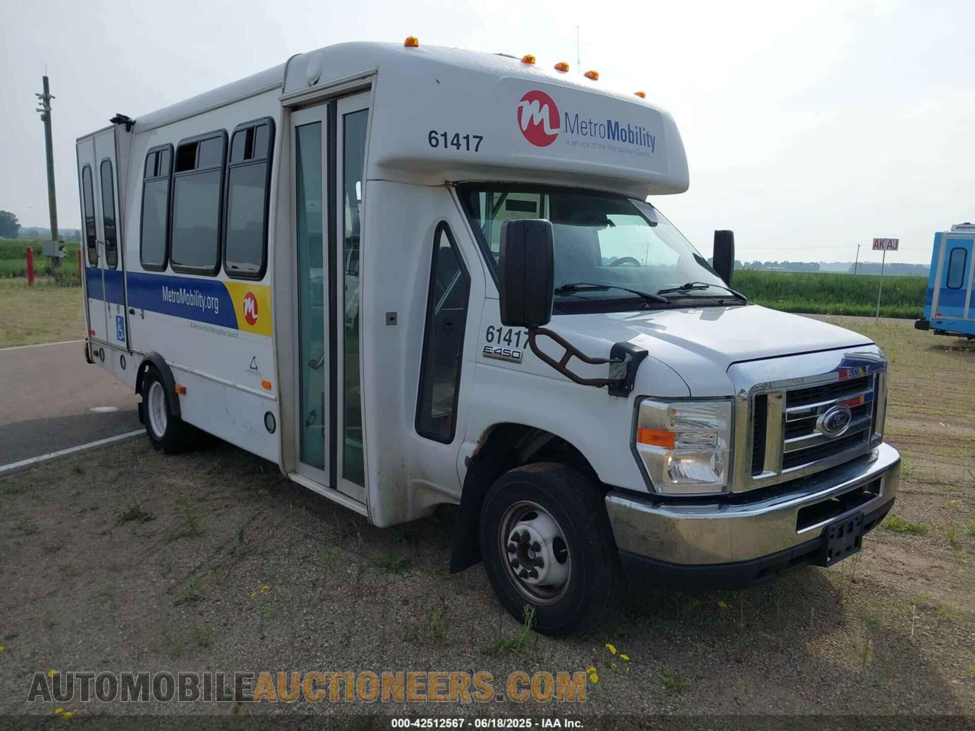 1FDFE4FS8KDC30985 FORD E-450 CUTAWAY 2019
