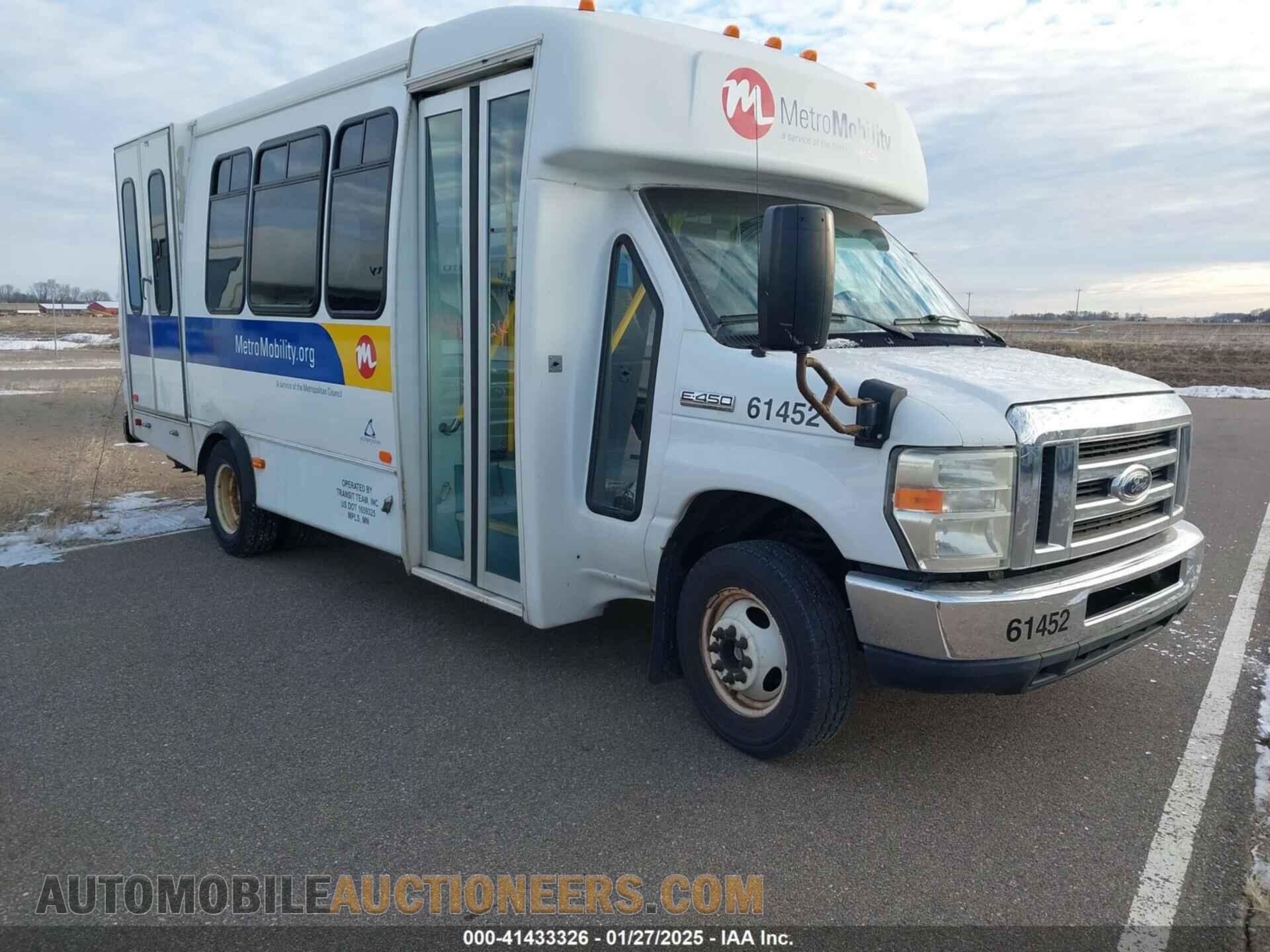 1FDFE4FSXGDC45303 FORD E-450 CUTAWAY 2016