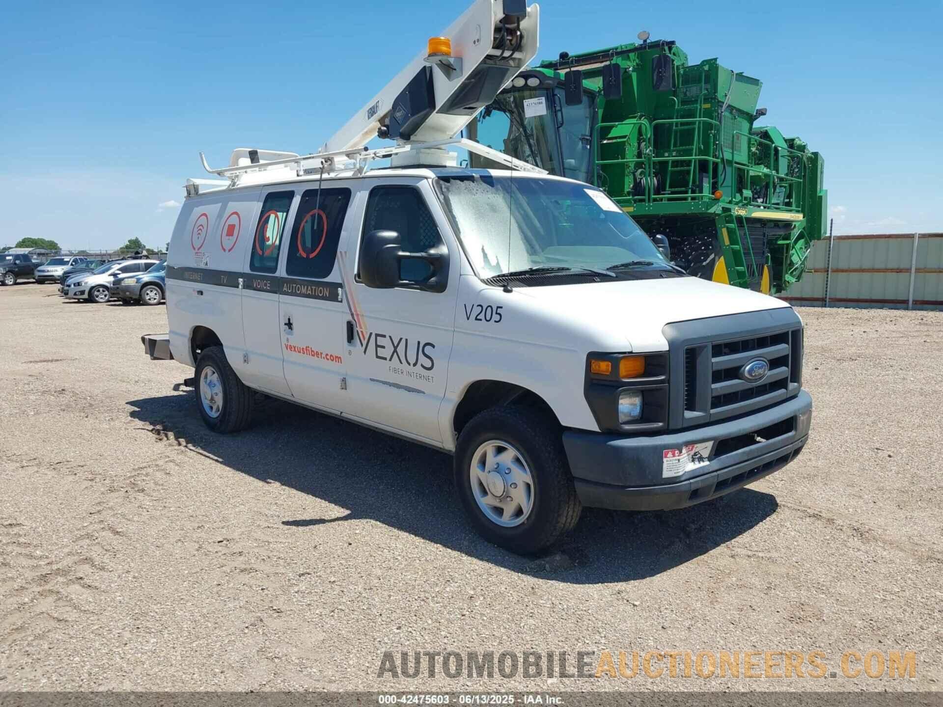 1FDSE3EL3DDB15054 FORD E-350 SUPER DUTY 2013
