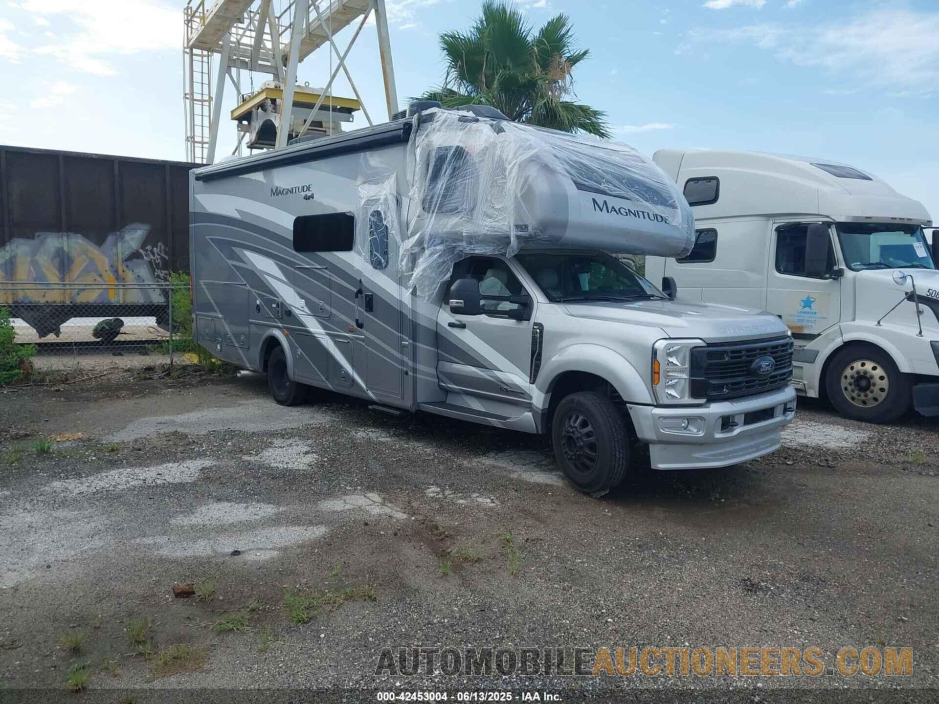 1FDUF5HTXRDA00083 FORD F-550 CHASSIS 2024