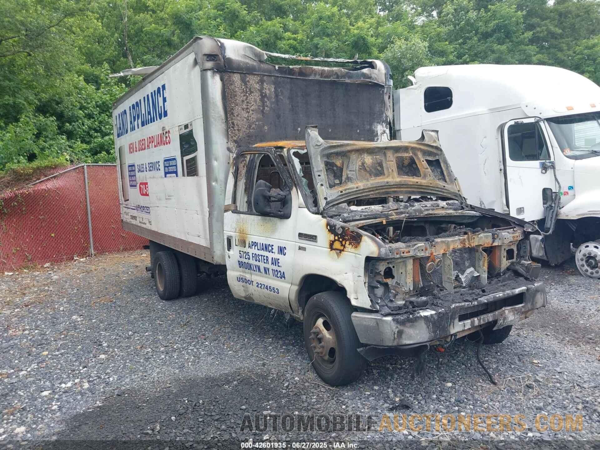 1FDWE3FL2DDA71533 FORD E-350 CUTAWAY 2013