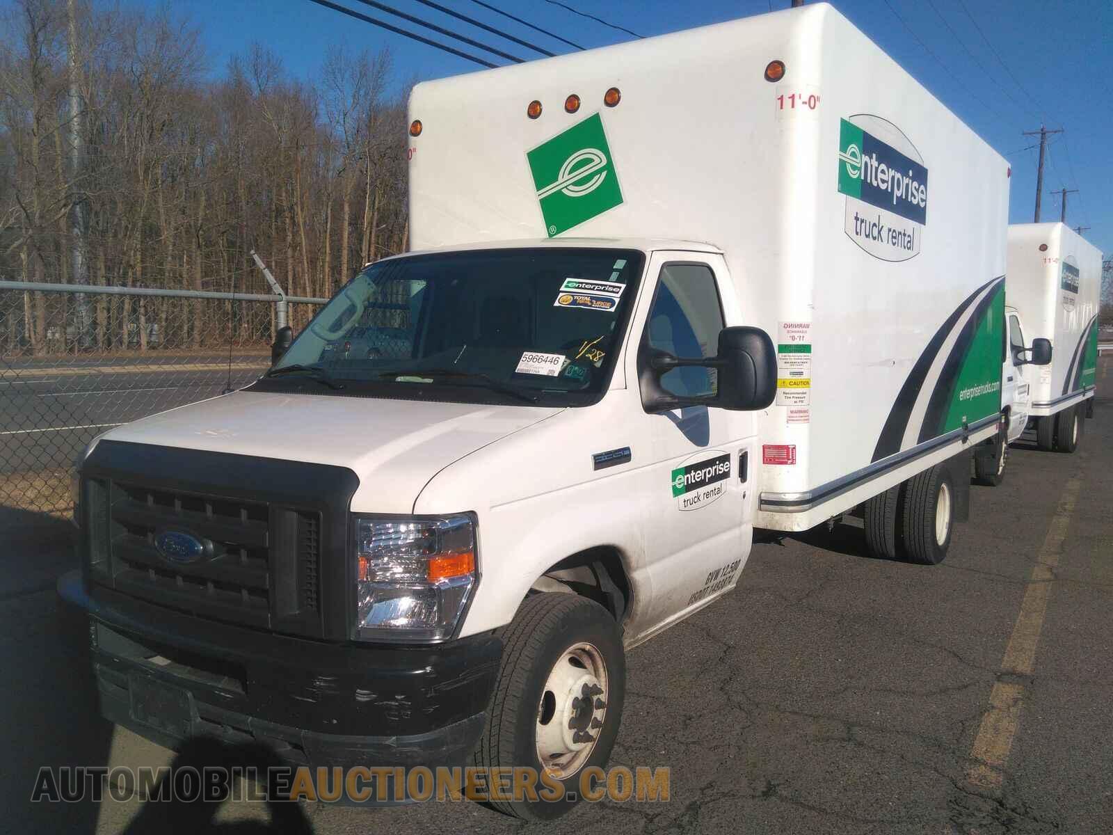 1FDWE3FNXMDC03746 Ford E-Series Cutaway 2021