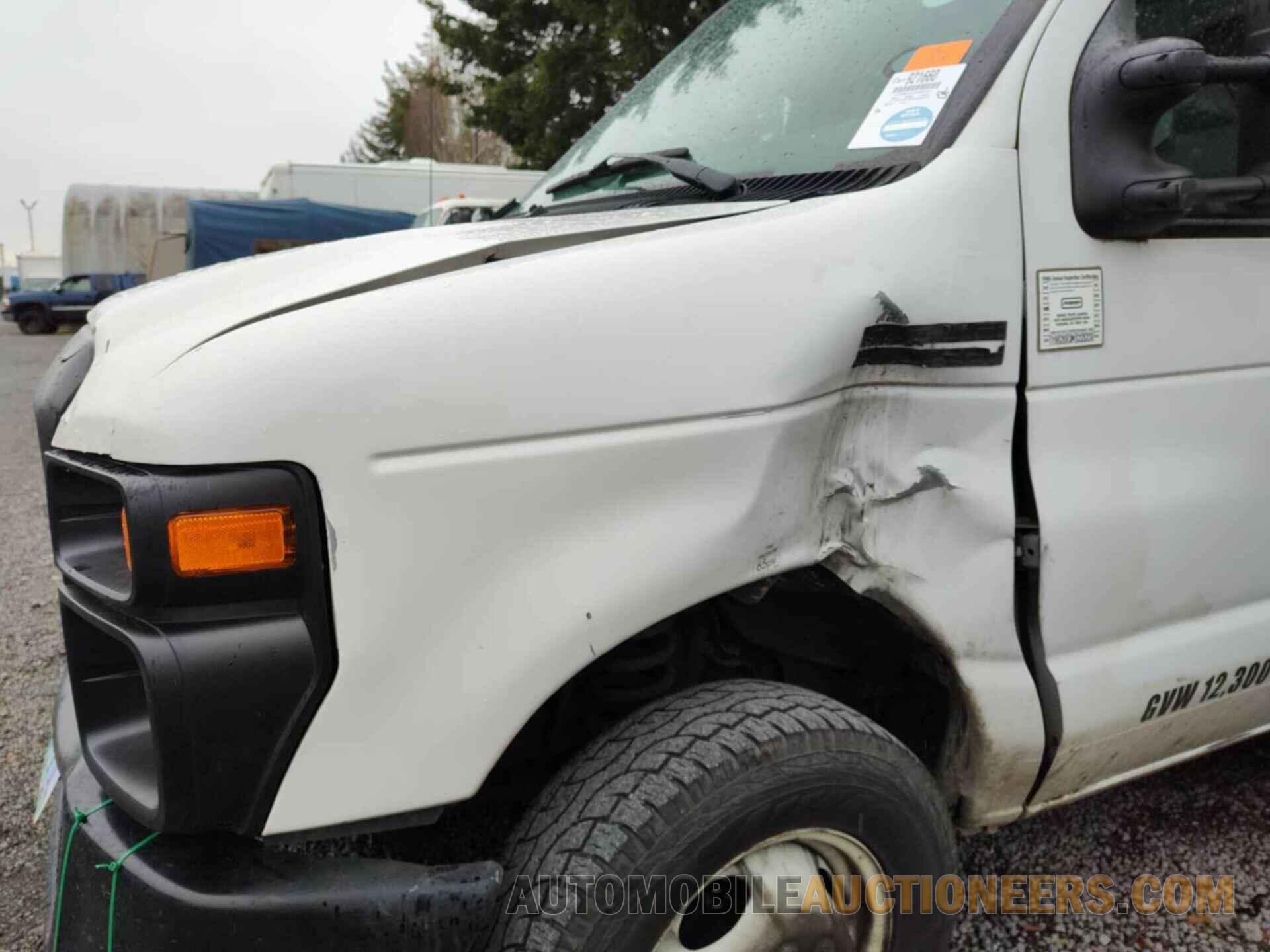 1FDWE3FS1HDC42107 FORD E-350 CUTAWAY 2017