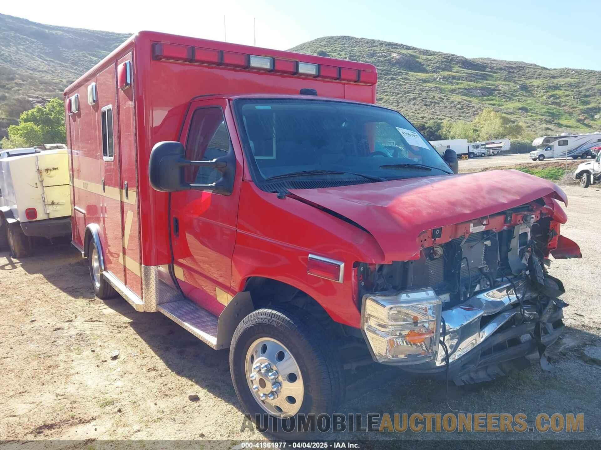 1FDWE3FSXFDA01420 FORD E-350 CUTAWAY 2015