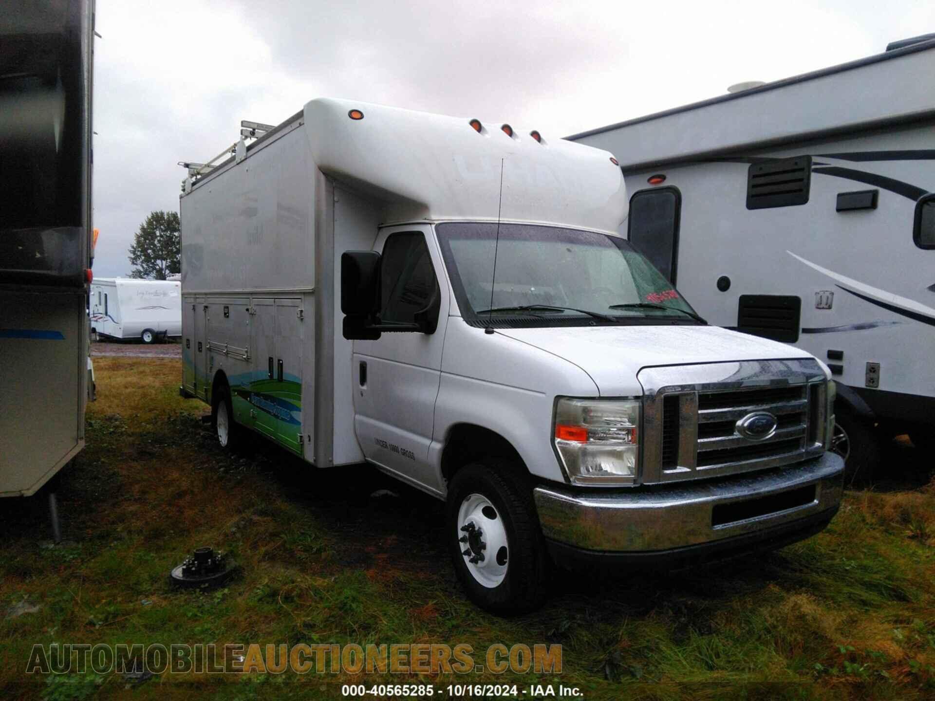 1FDXE4FS2DDB32915 FORD E-450 CUTAWAY 2013