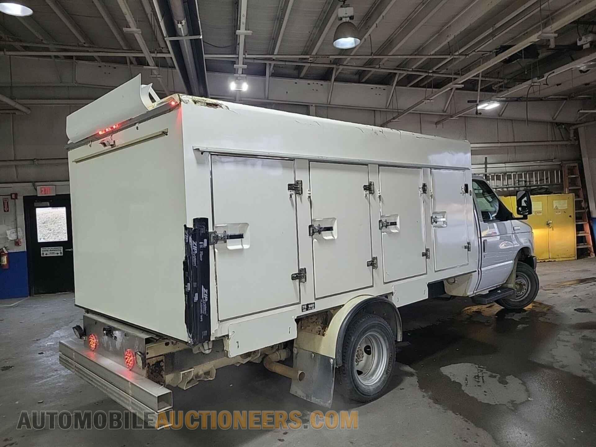 1FDXE4FS2KDC19291 FORD E-450 CUTAWAY 2019