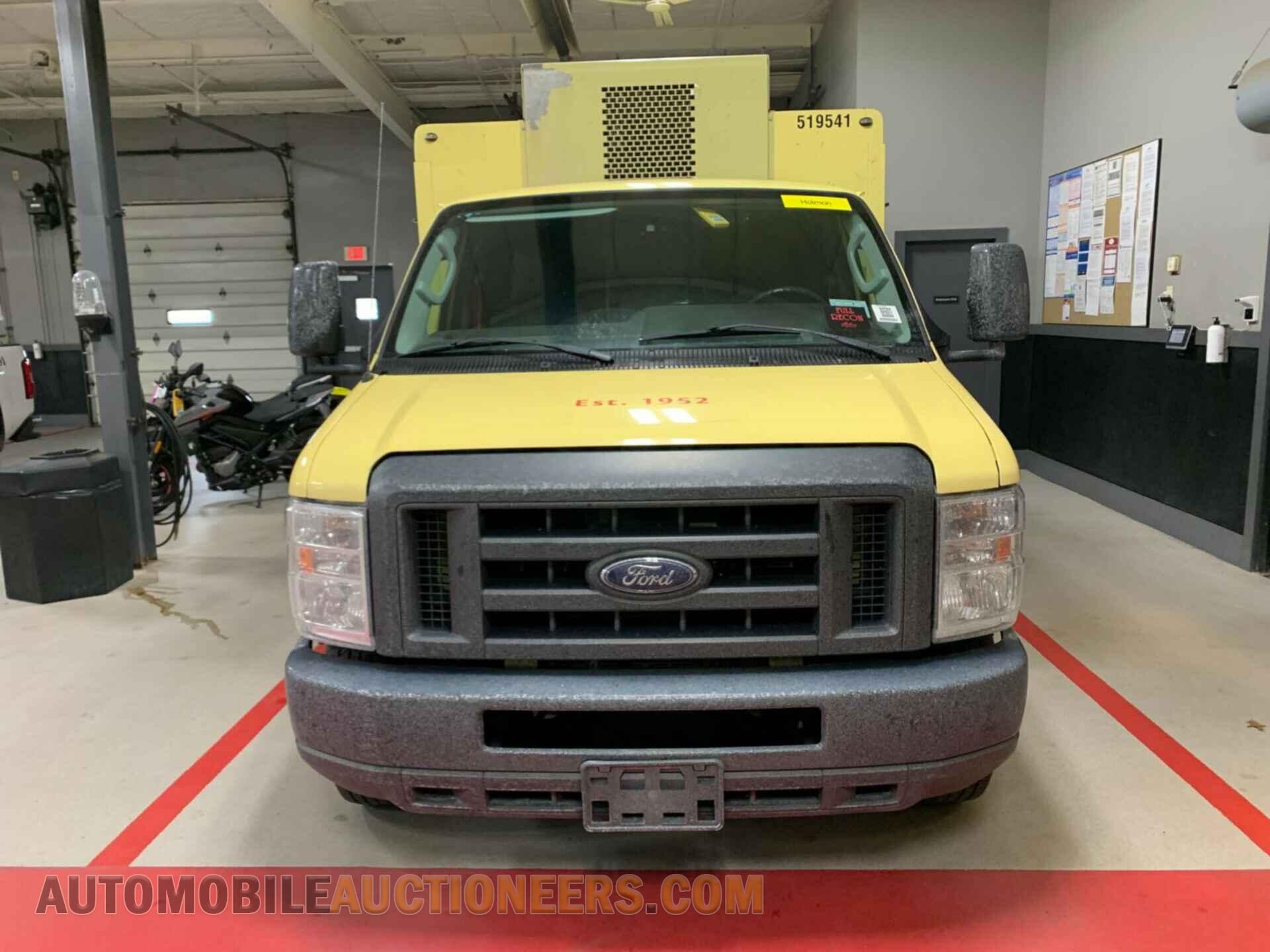 1FDXE4FS2KDC57720 FORD E-450 CUTAWAY 2019