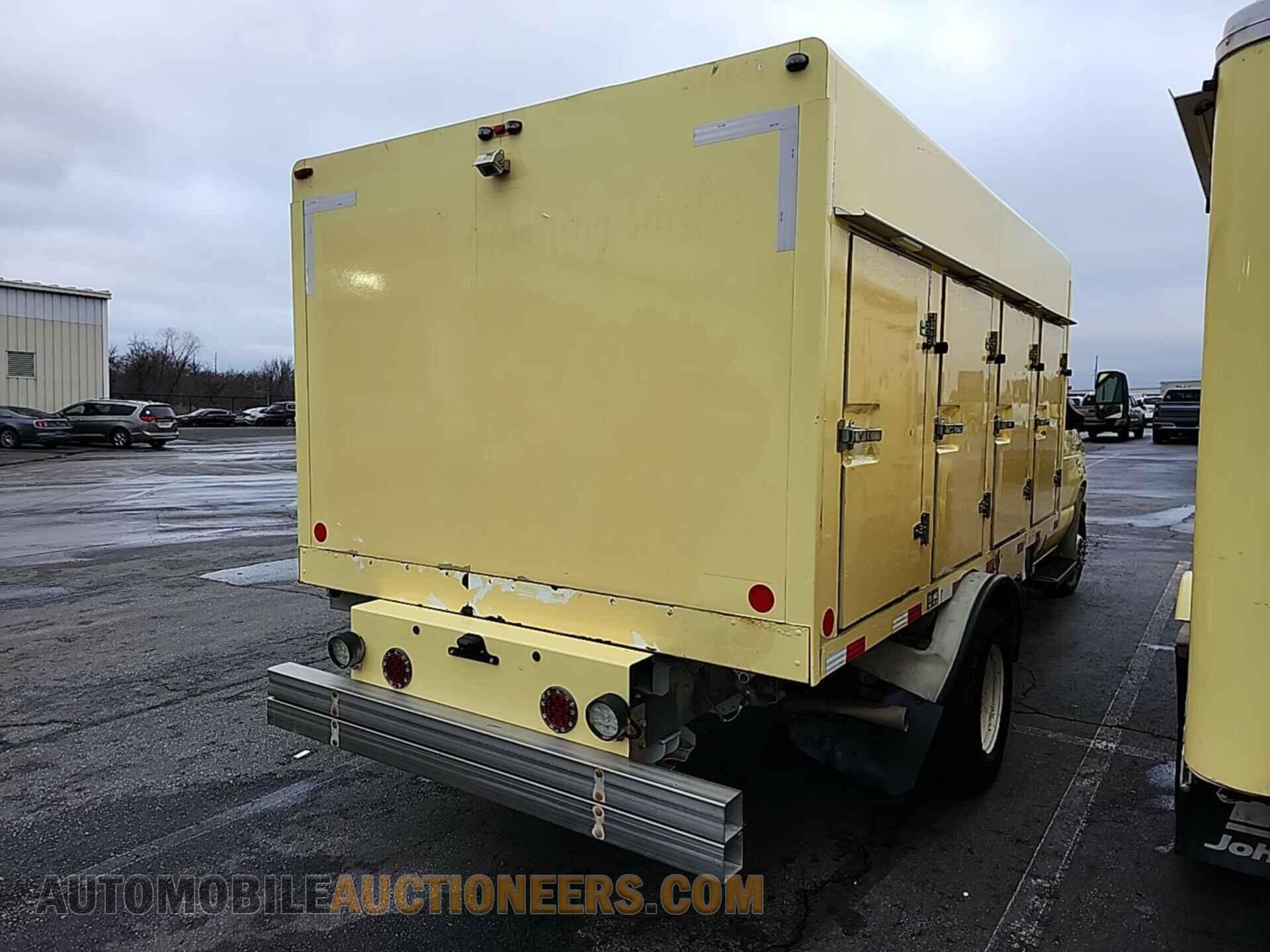 1FDXE4FS4KDC57721 FORD E-450 CUTAWAY 2019