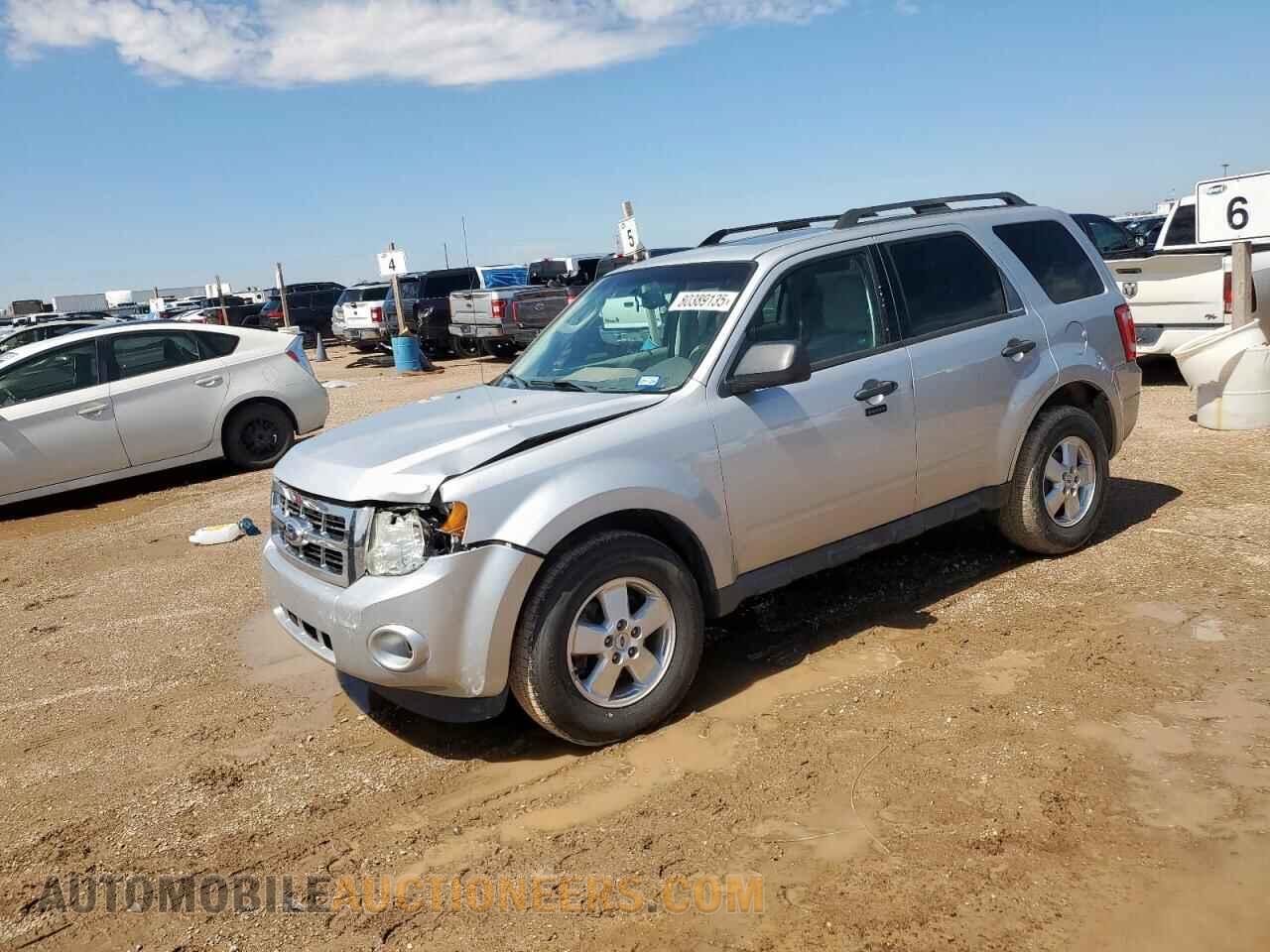1FMCU0D73BKB90758 FORD ESCAPE 2011