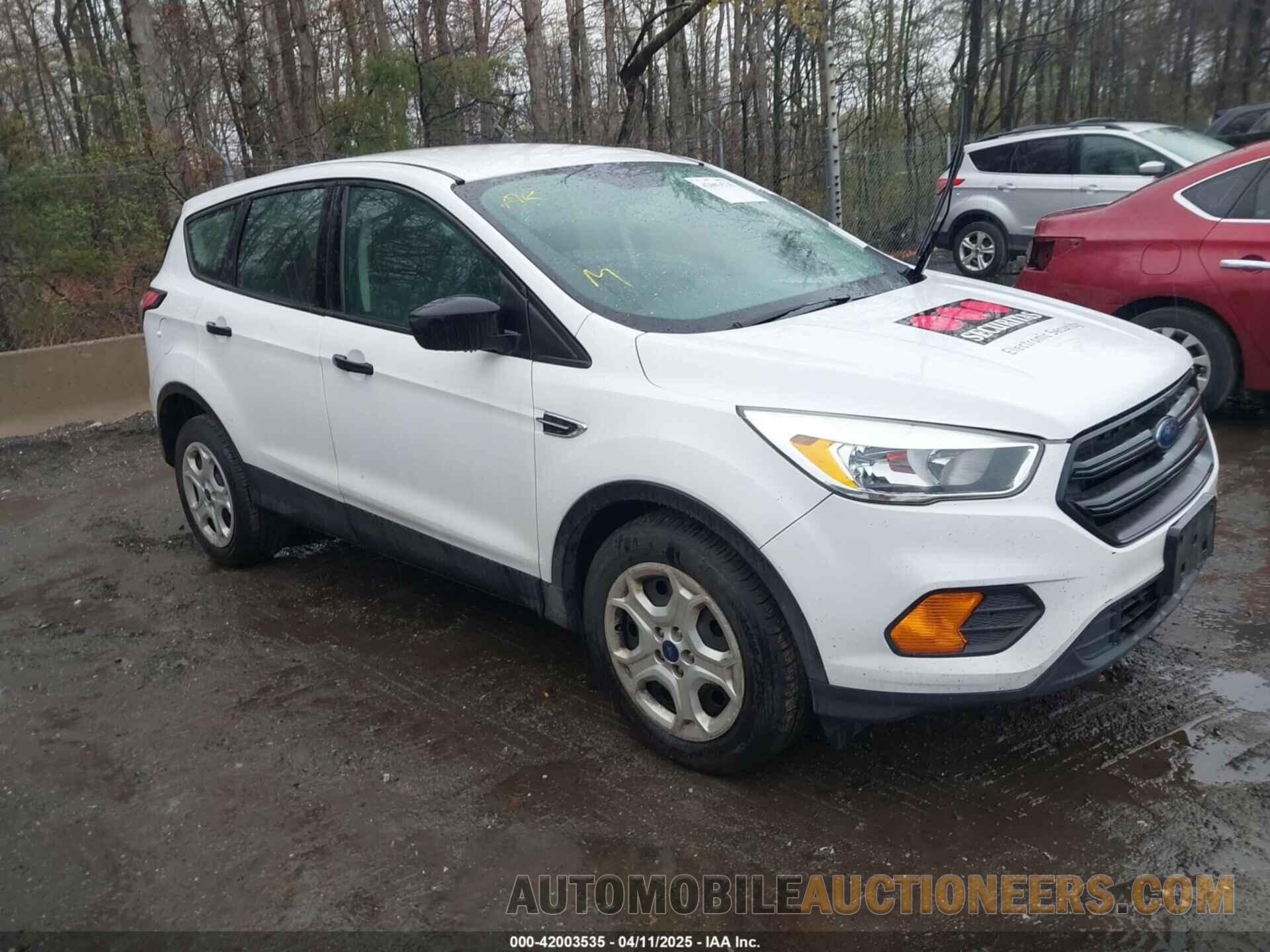 1FMCU0F72HUC97343 FORD ESCAPE 2017