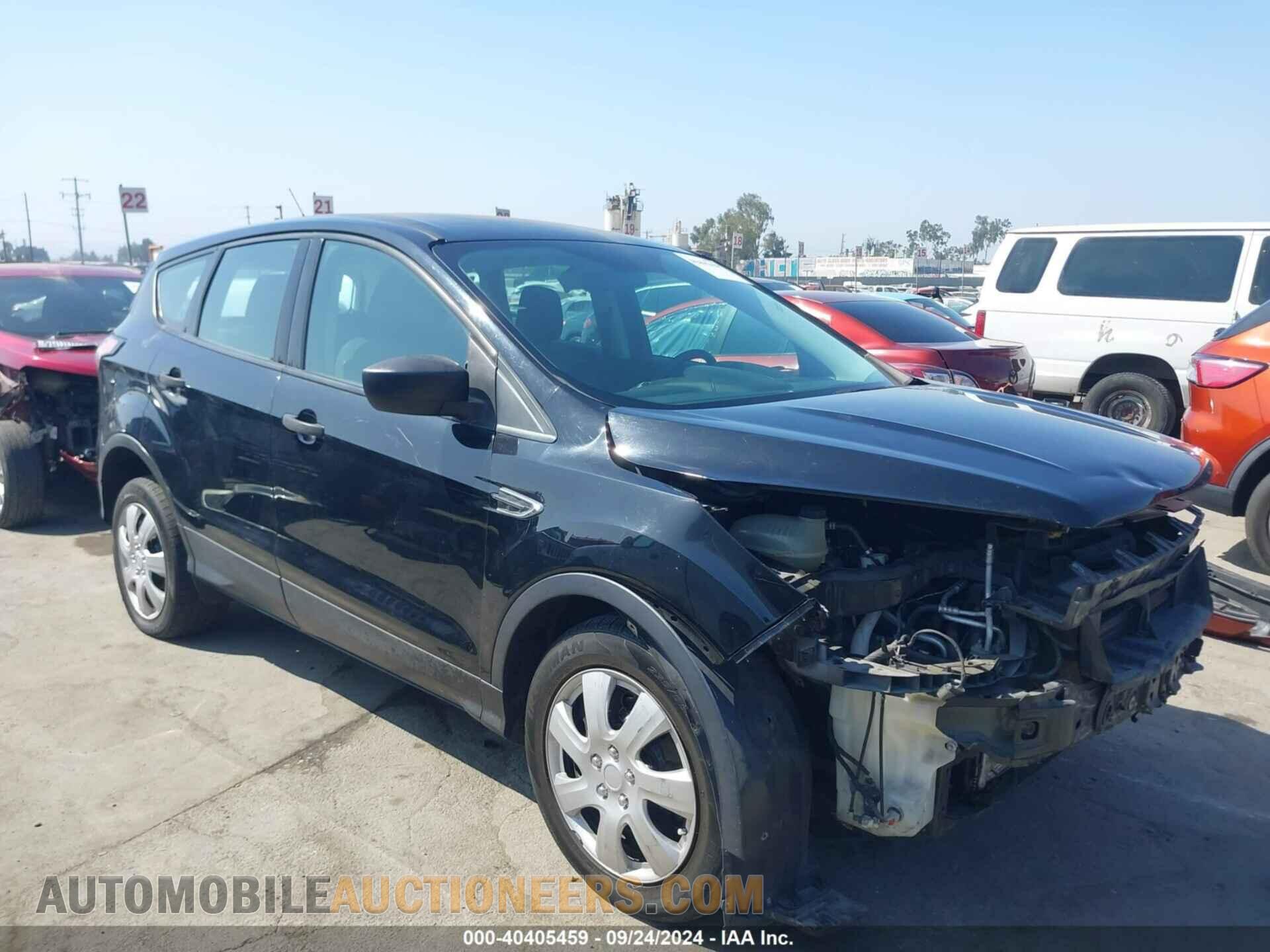 1FMCU0F72HUD67715 FORD ESCAPE 2017