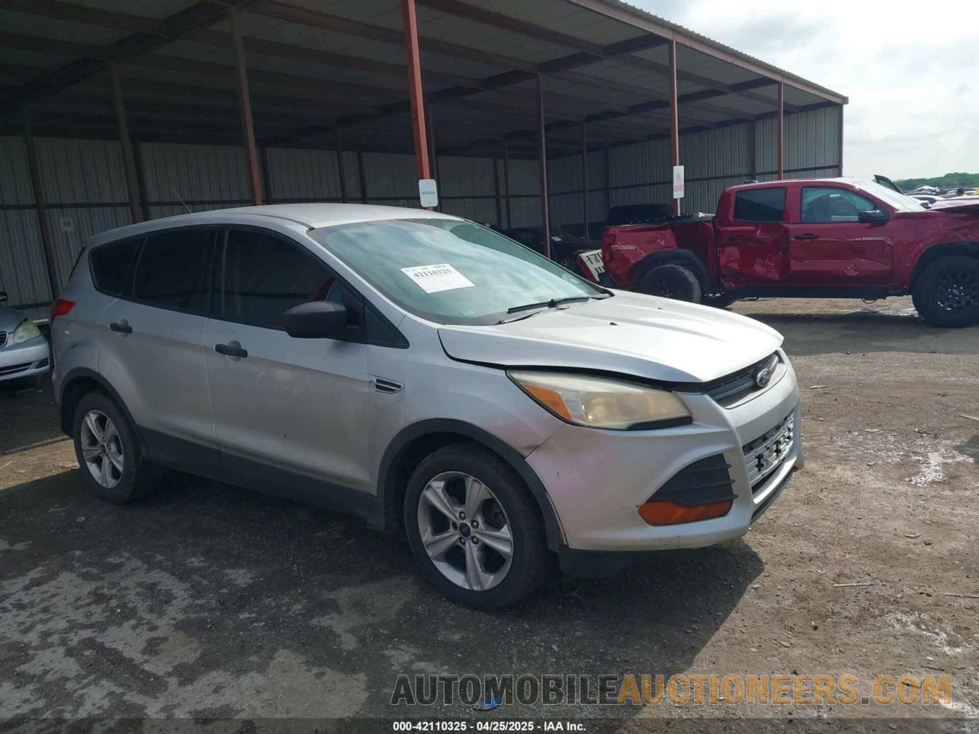 1FMCU0F73FUA73849 FORD ESCAPE 2015