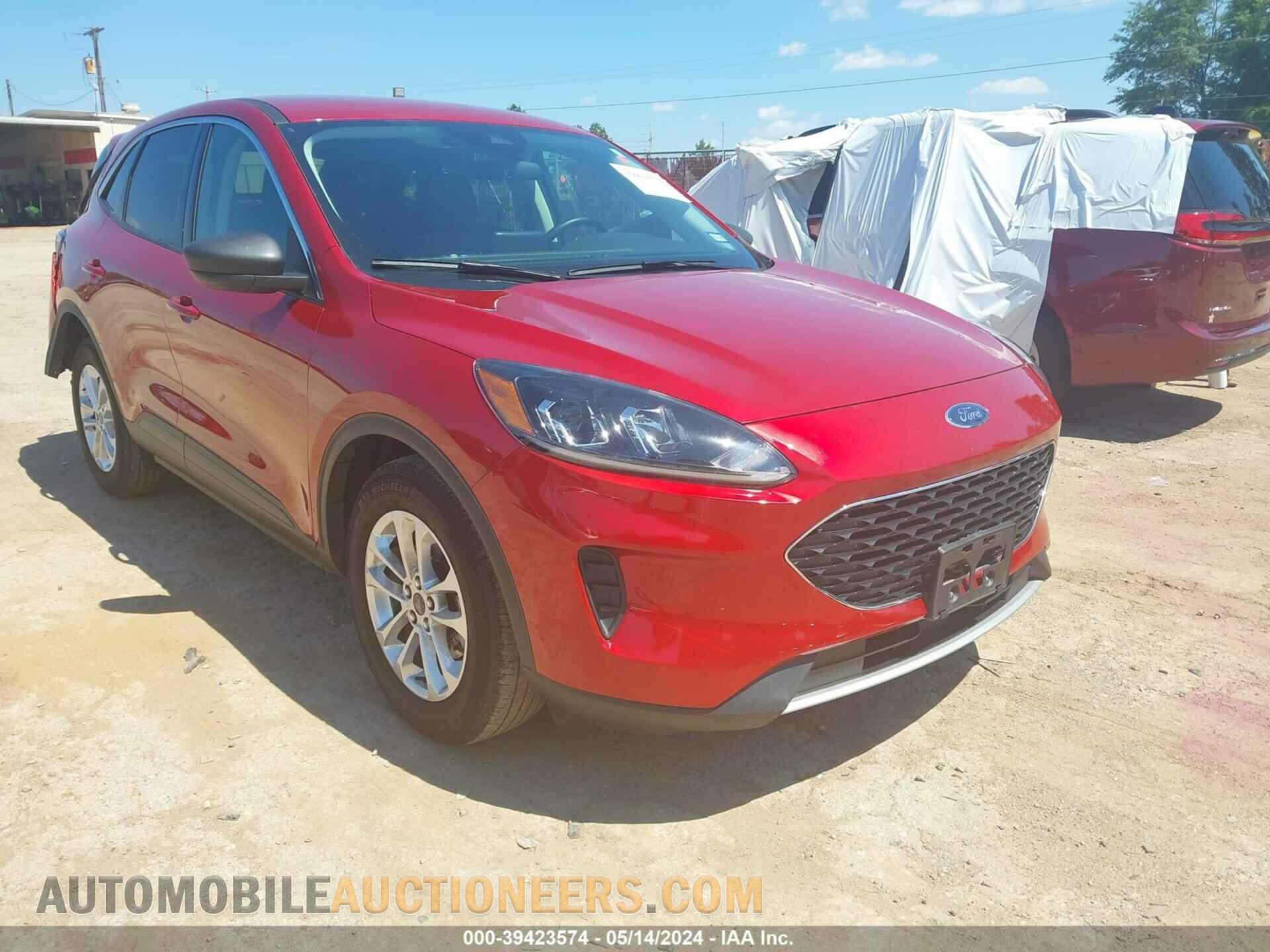 1FMCU0G6XNUB50737 FORD ESCAPE 2022